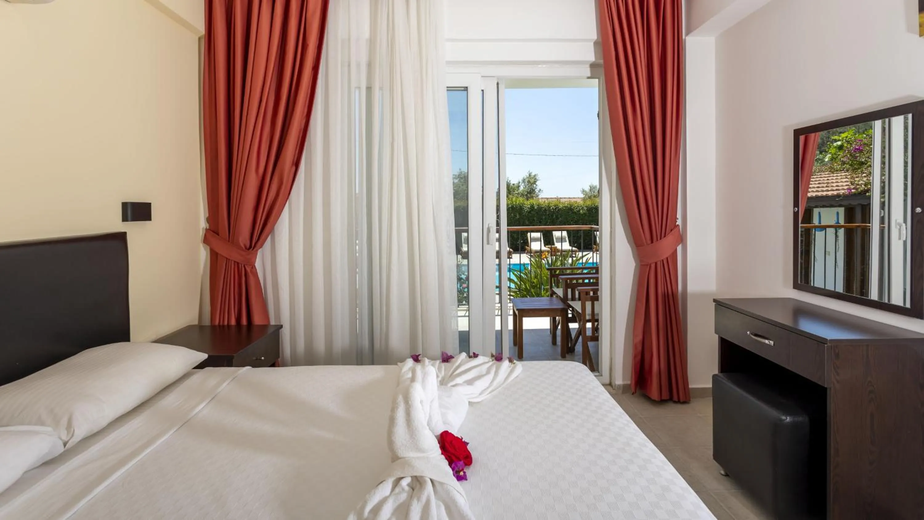 Bedroom in Kerem Apart Hotel