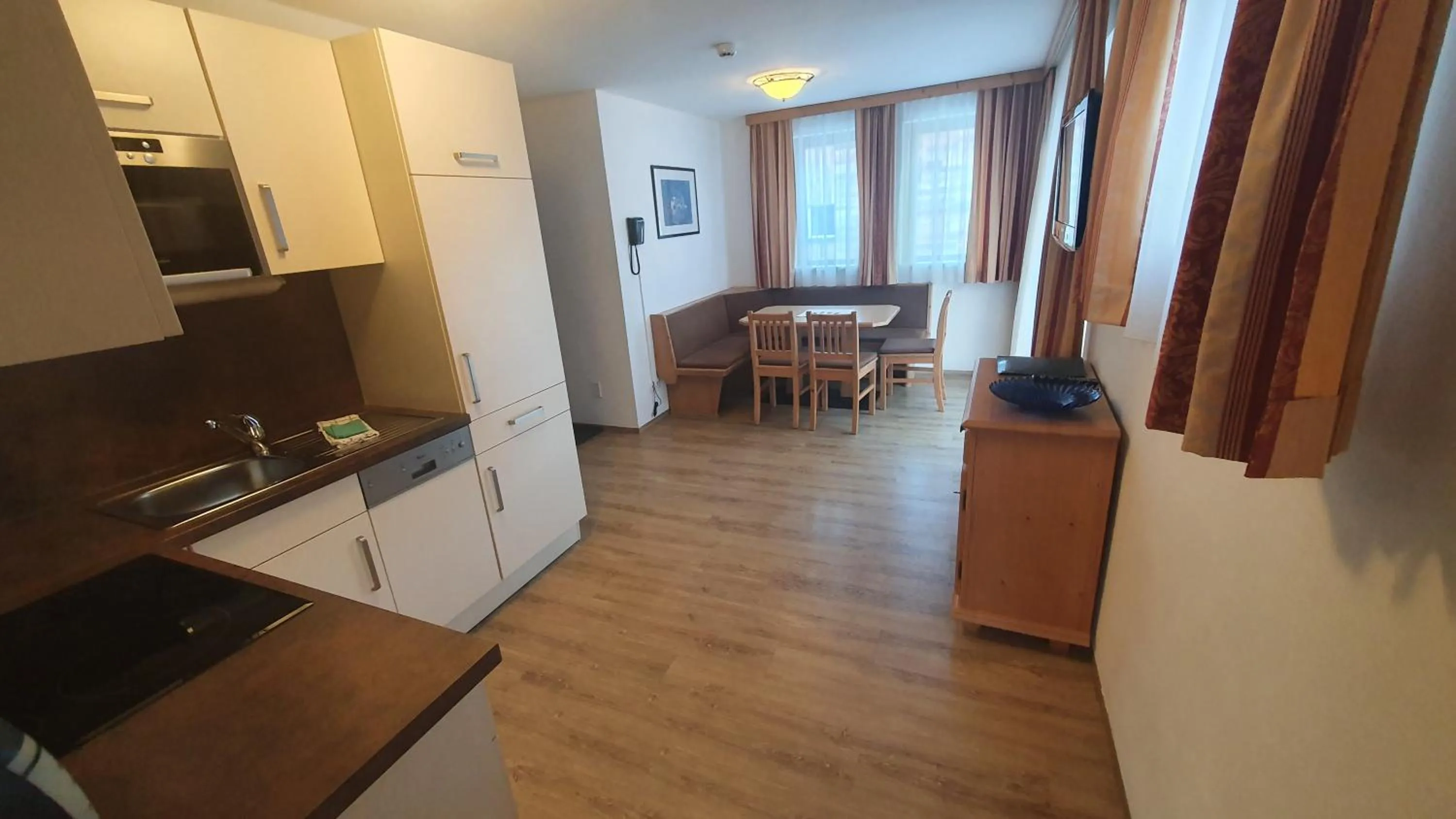Kitchen or kitchenette in Hotel Garni Dorfblick