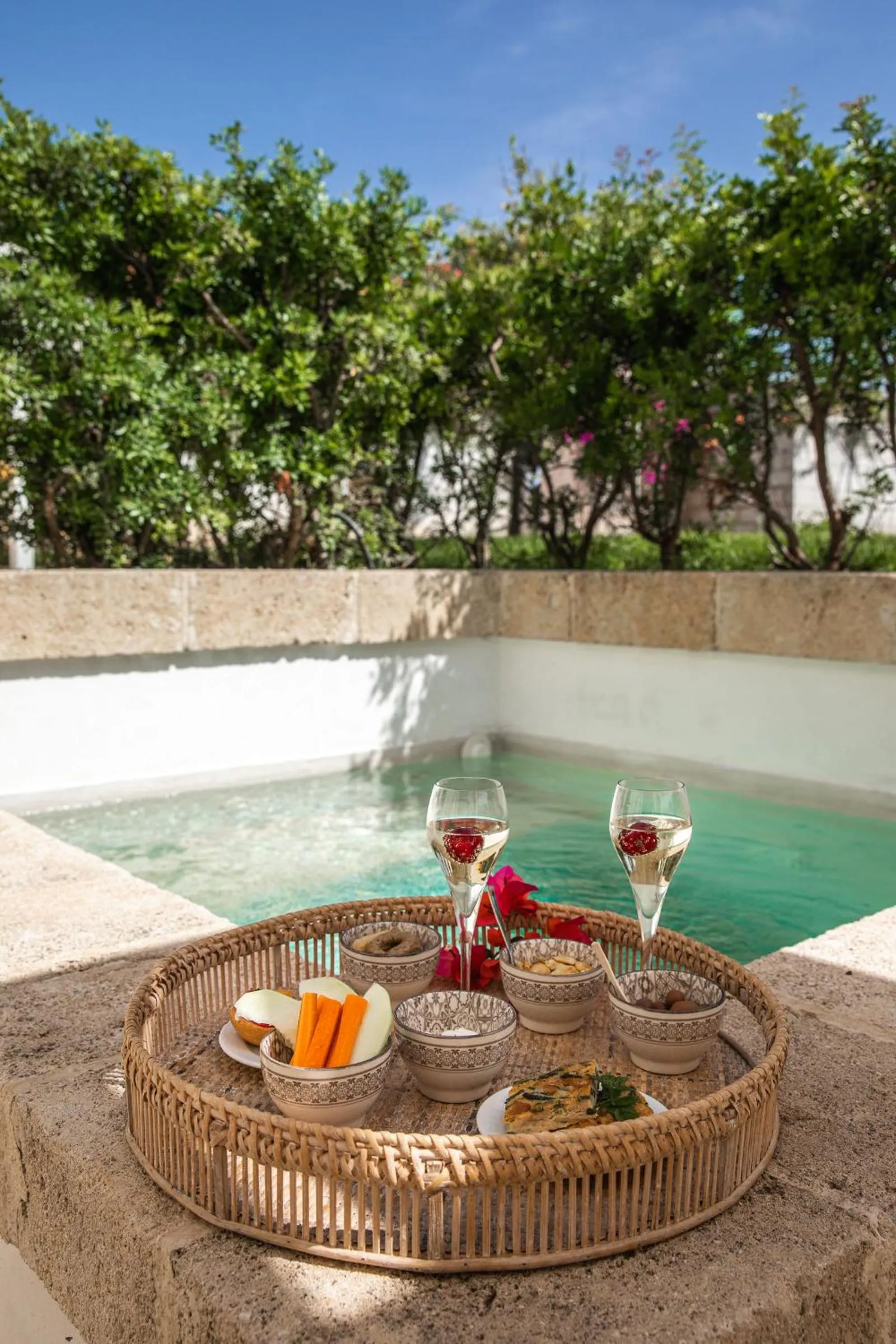 Food and drinks in Masseria San Giovanni - Epoca Collection