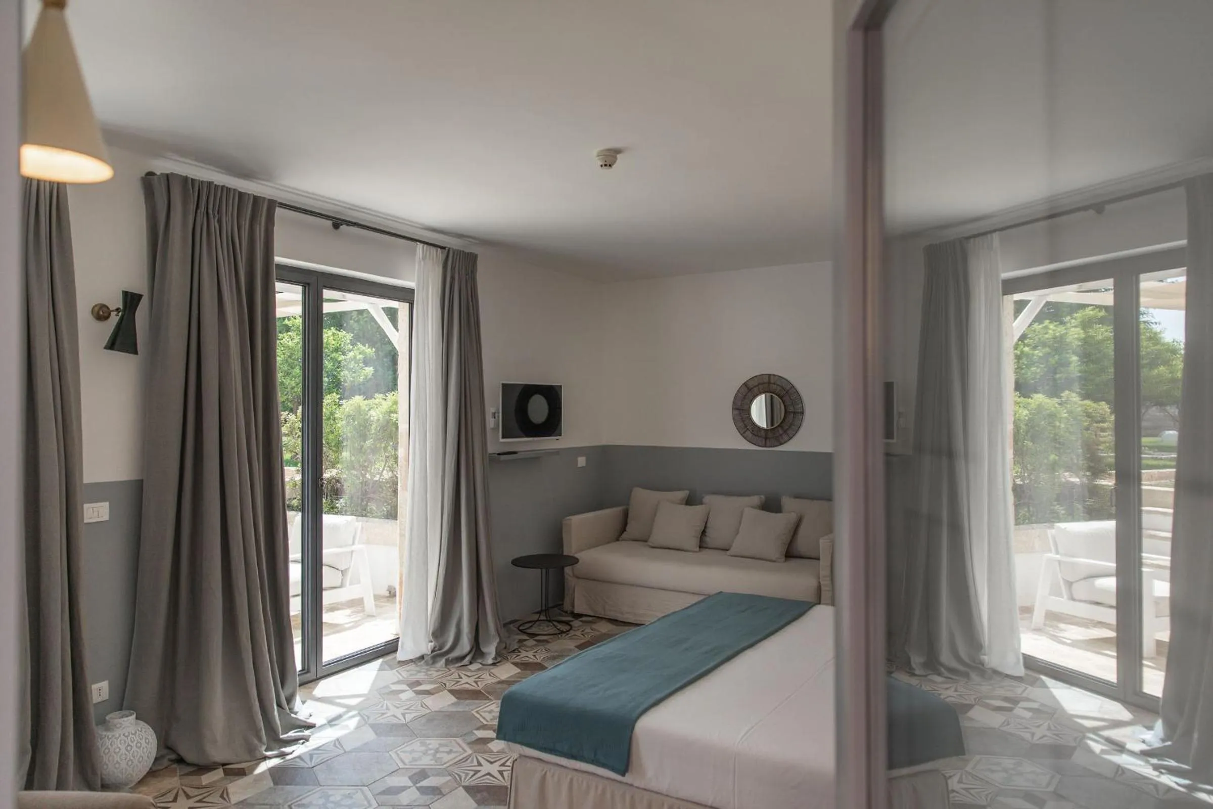 Living room, Bed in Masseria San Giovanni - Epoca Collection