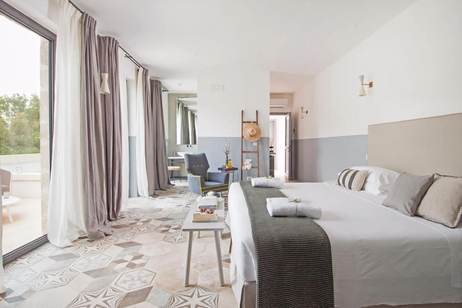 Bedroom in Masseria San Giovanni - Epoca Collection