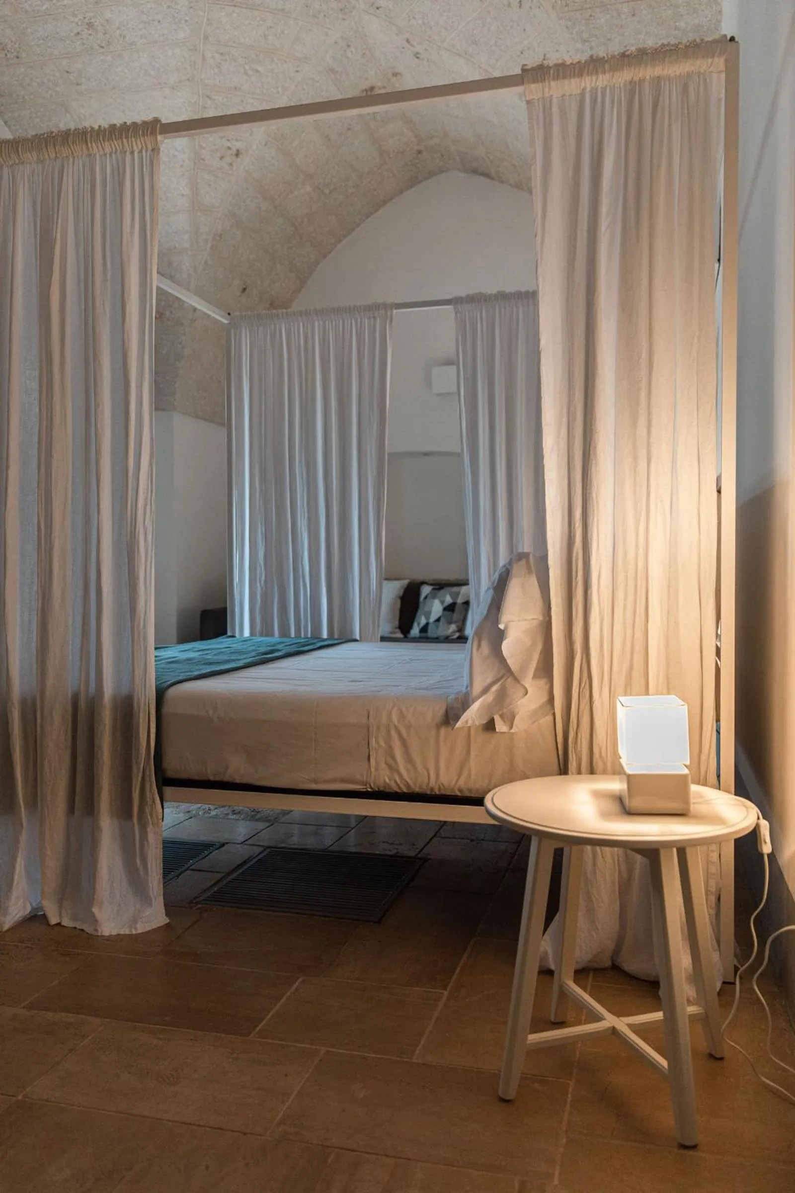 Bed in Masseria San Giovanni - Epoca Collection