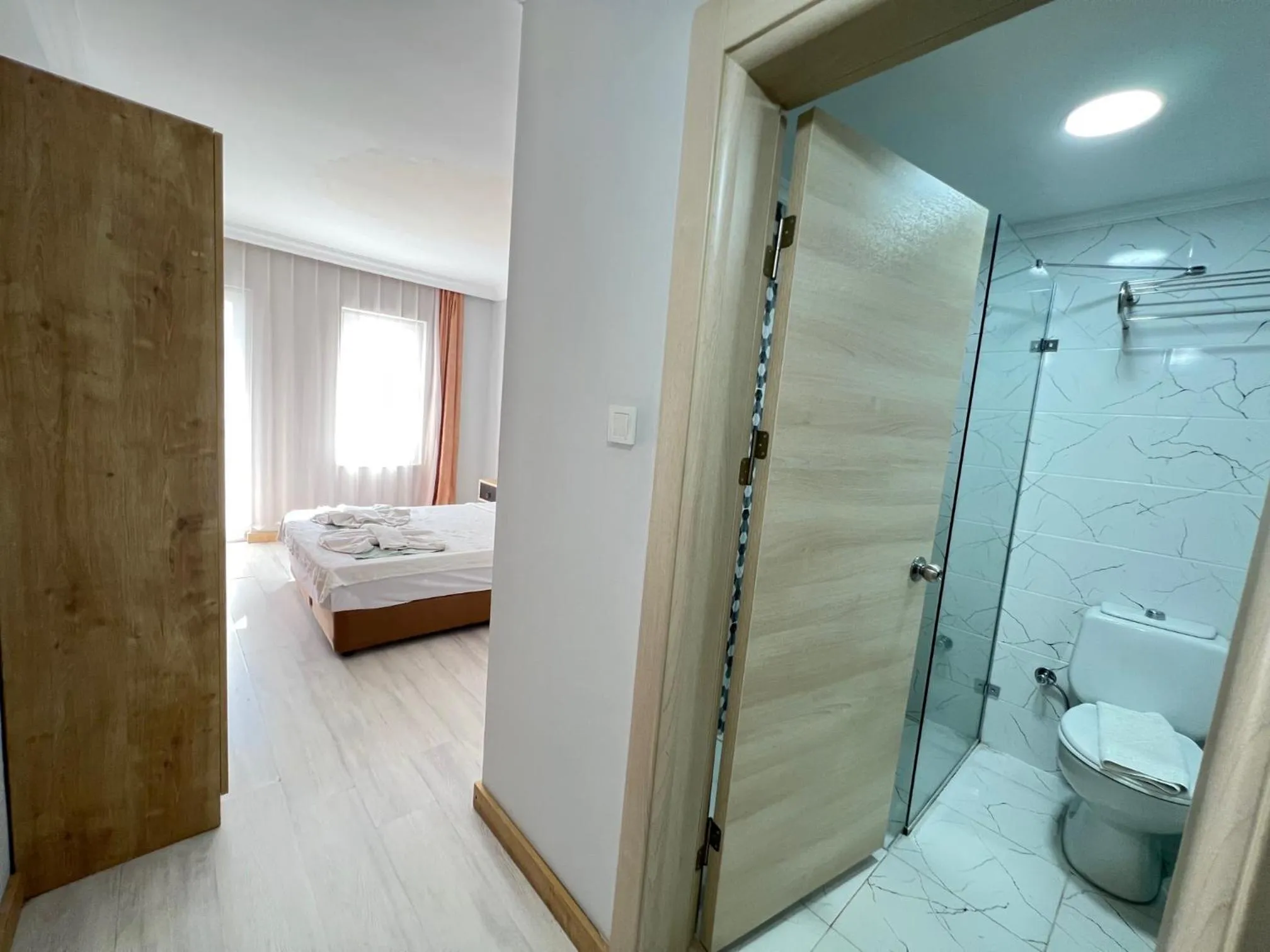 Shower in Ibrahim Bey Hotel