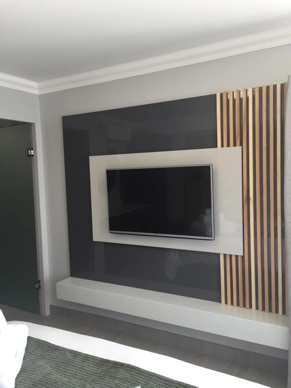 TV and multimedia in Dolphin Dunes Guesthouse