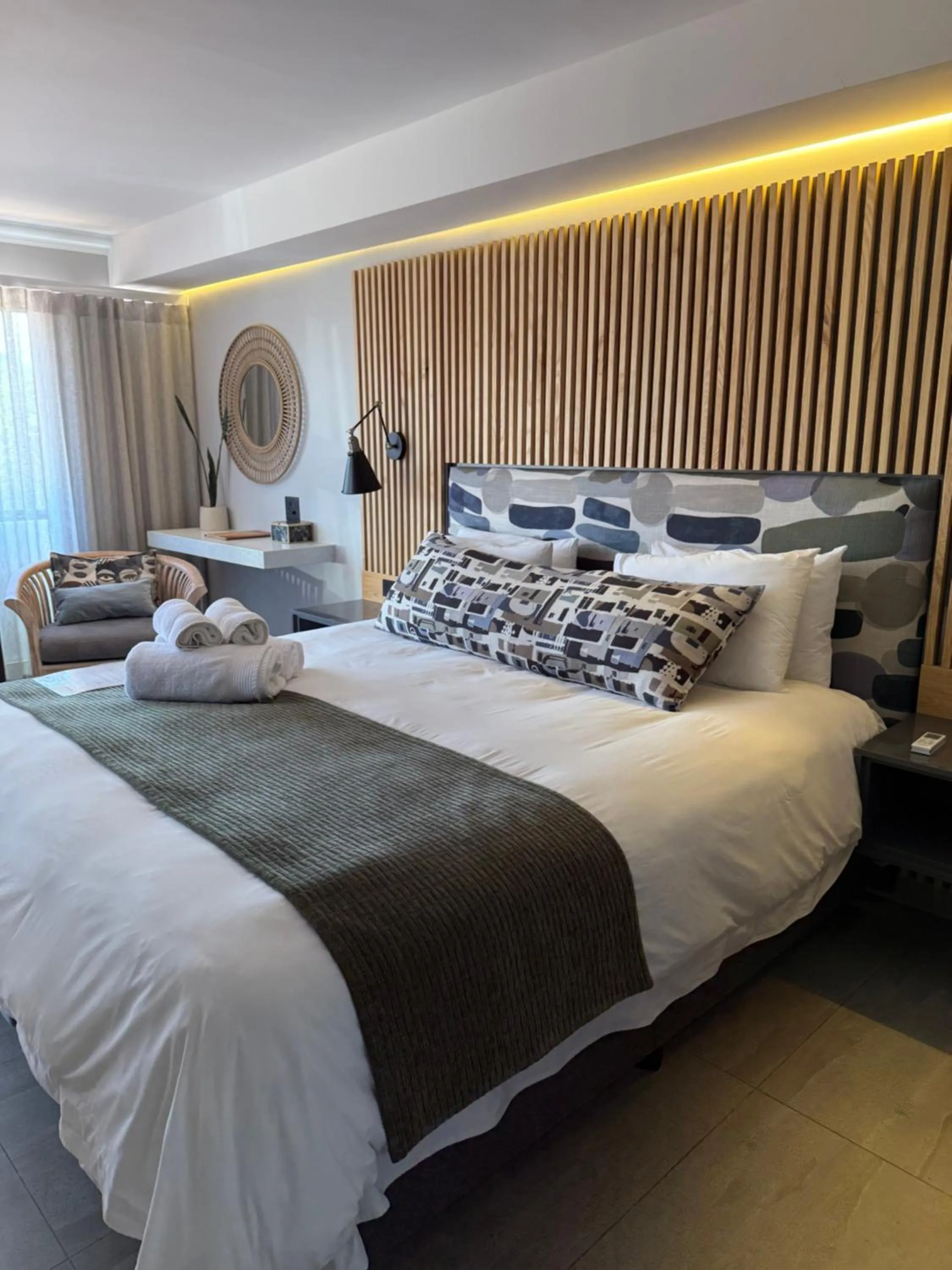 Bed in Dolphin Dunes Guesthouse