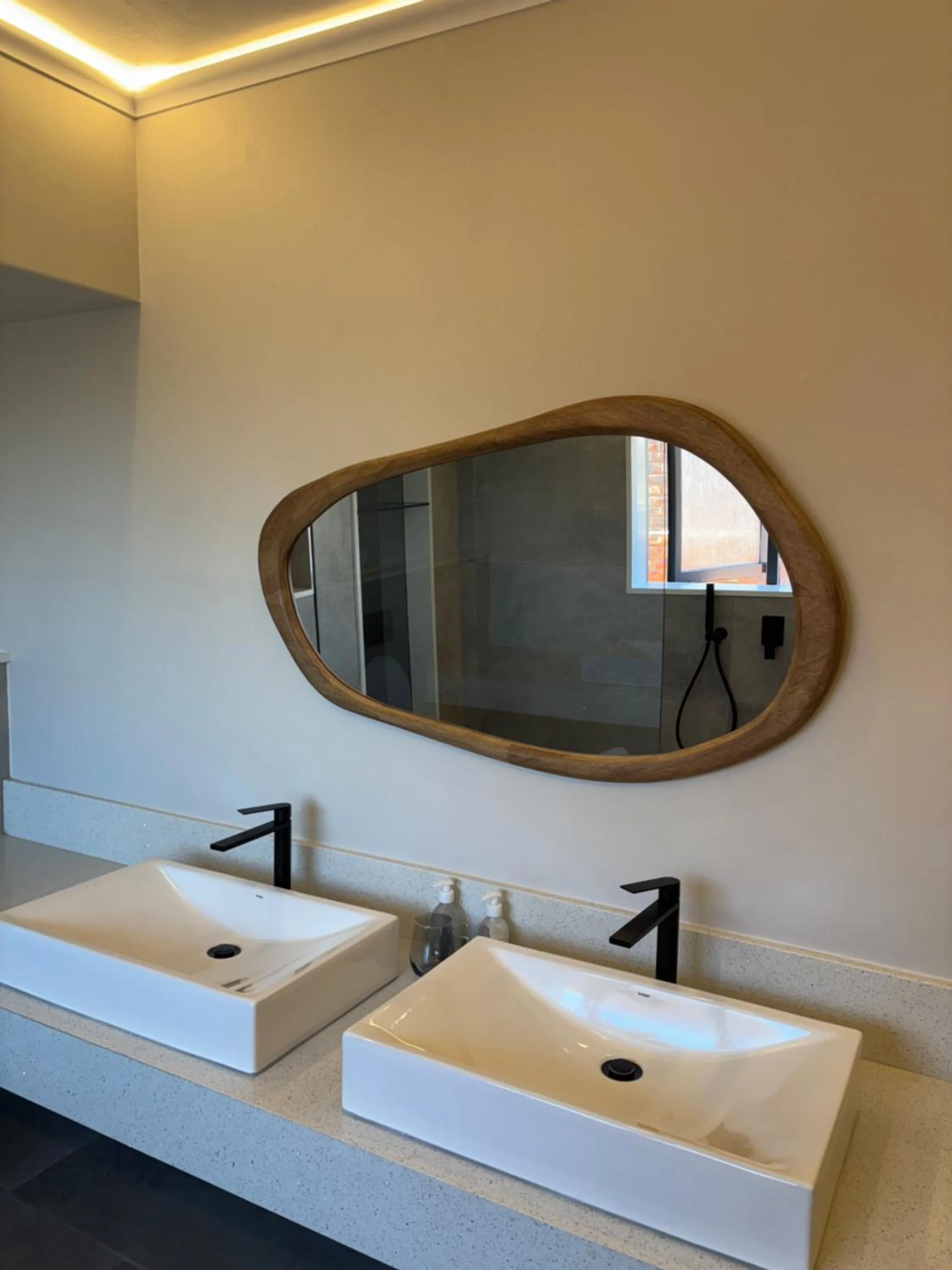Bathroom in Dolphin Dunes Guesthouse