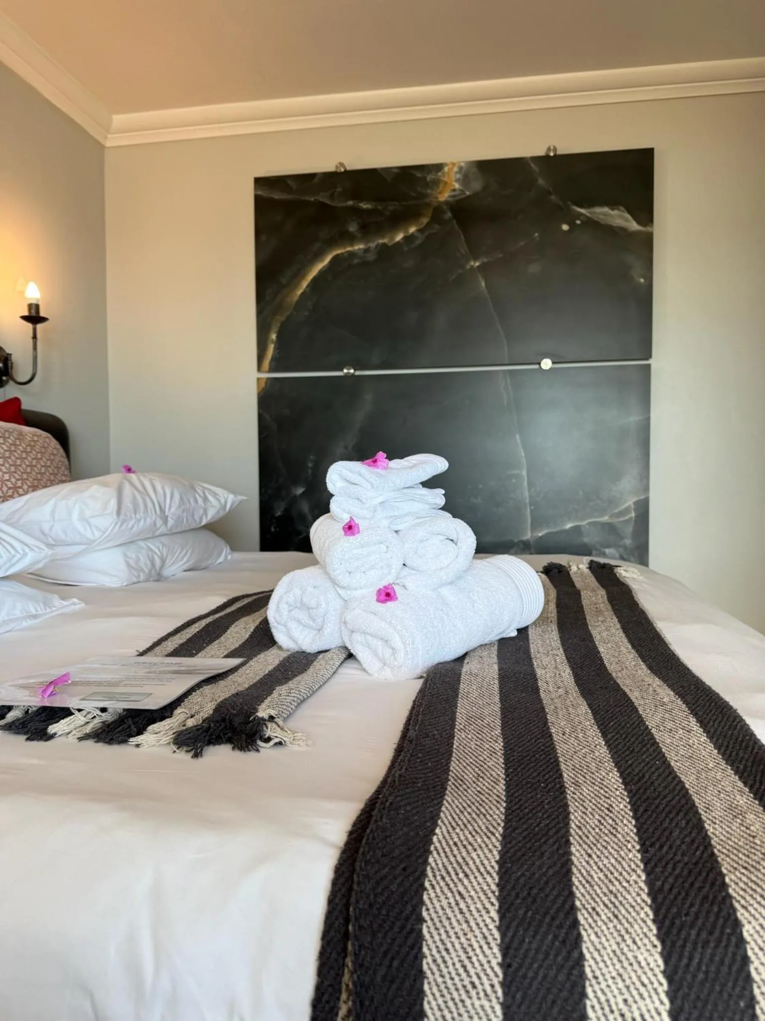 Bedroom, Bed in Dolphin Dunes Guesthouse