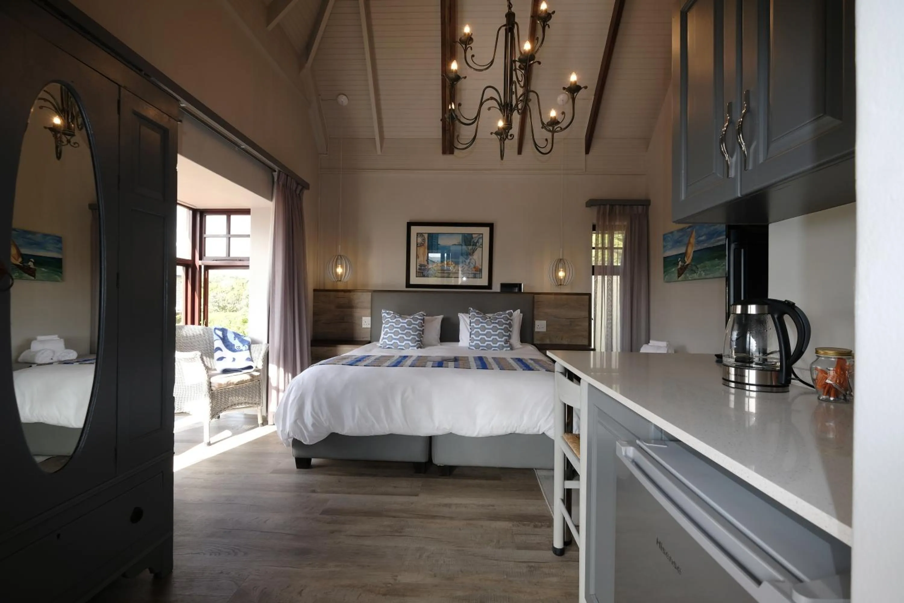 Photo of the whole room, Bed in Dolphin Dunes Guesthouse