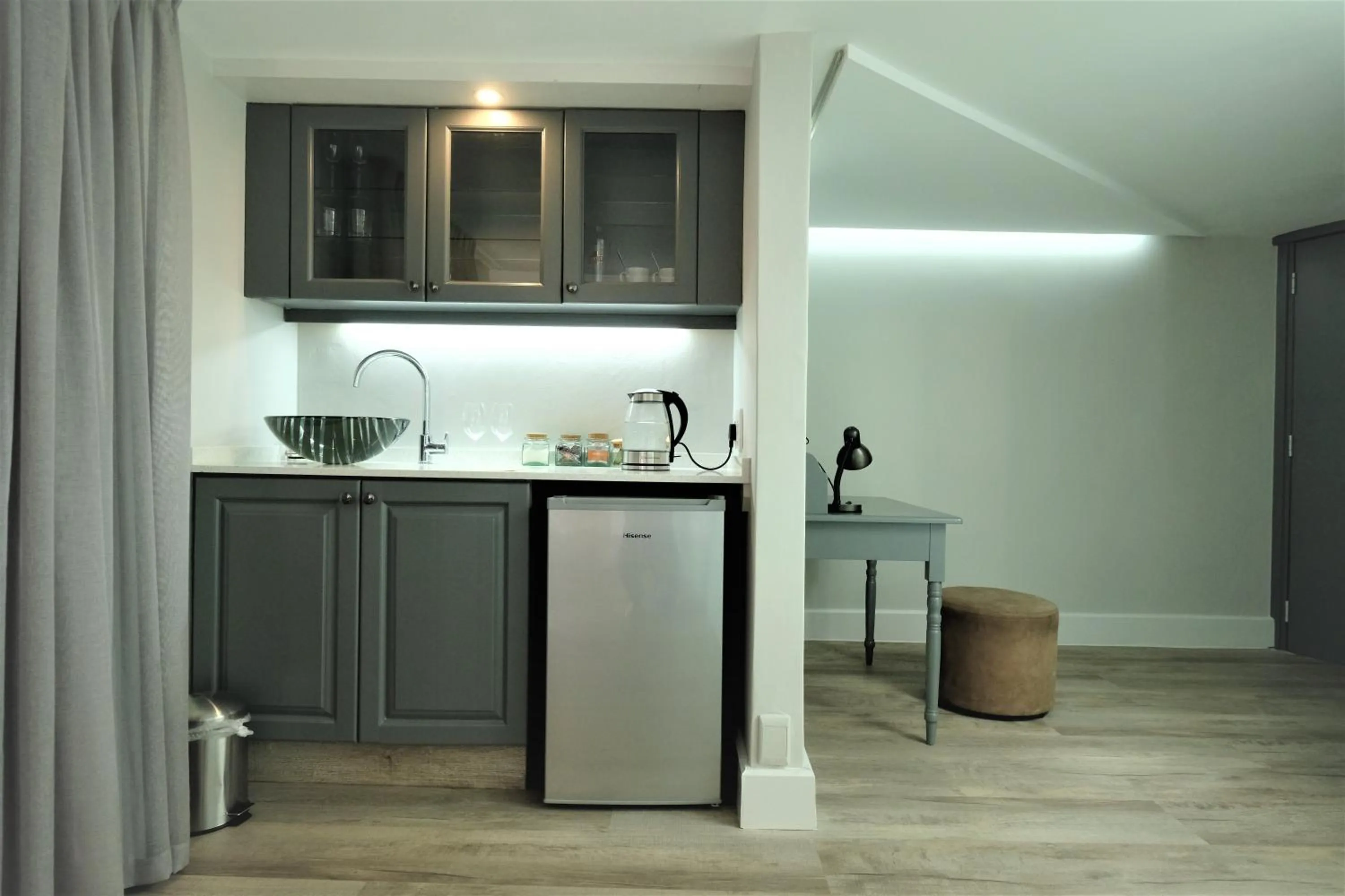 Photo of the whole room in Dolphin Dunes Guesthouse