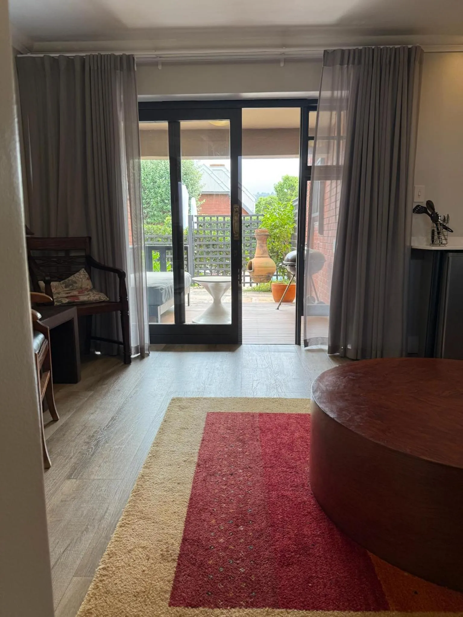 Seating area in Dolphin Dunes Guesthouse