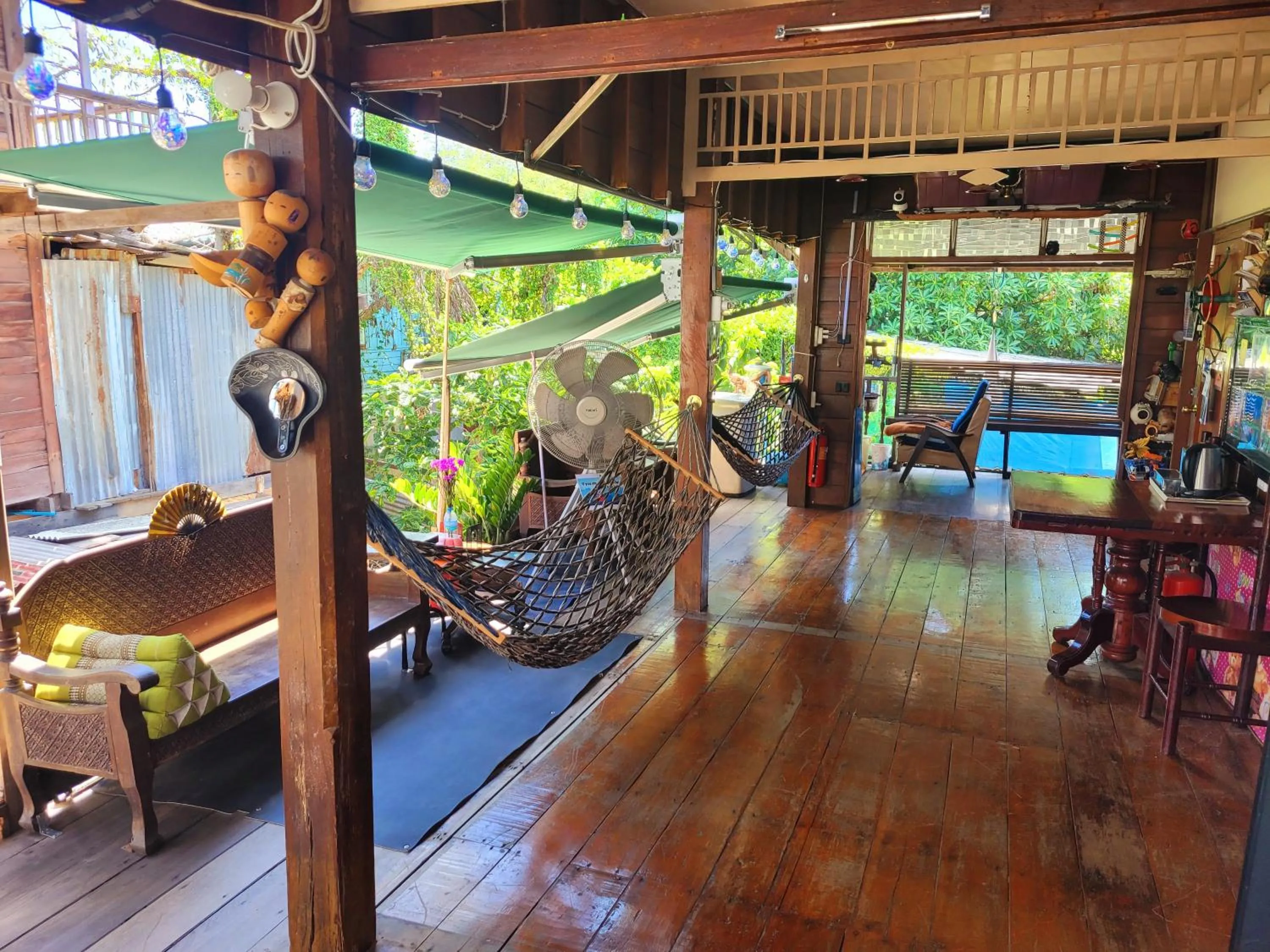 Ray Nu Guest House