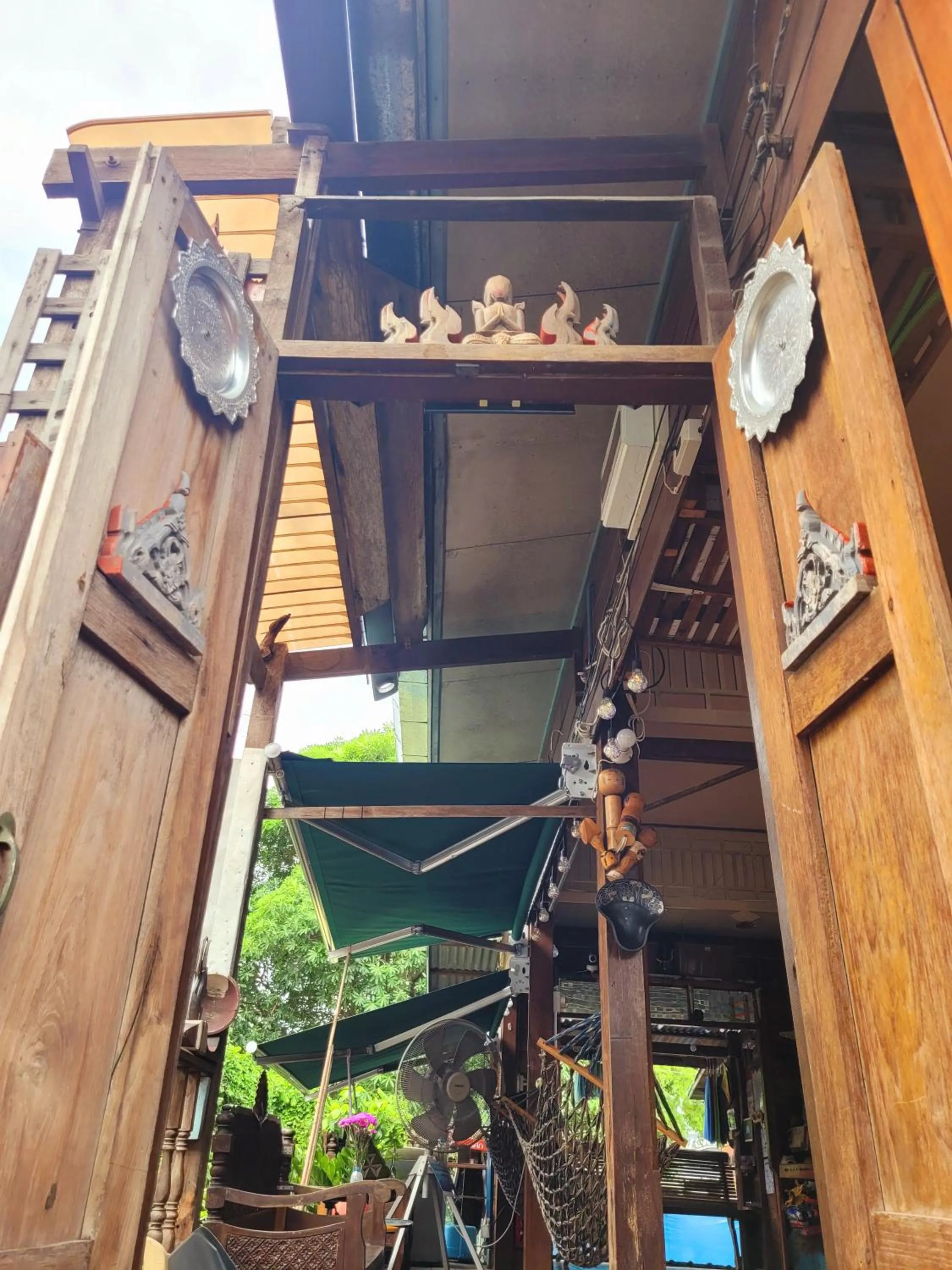 Ray Nu Guest House