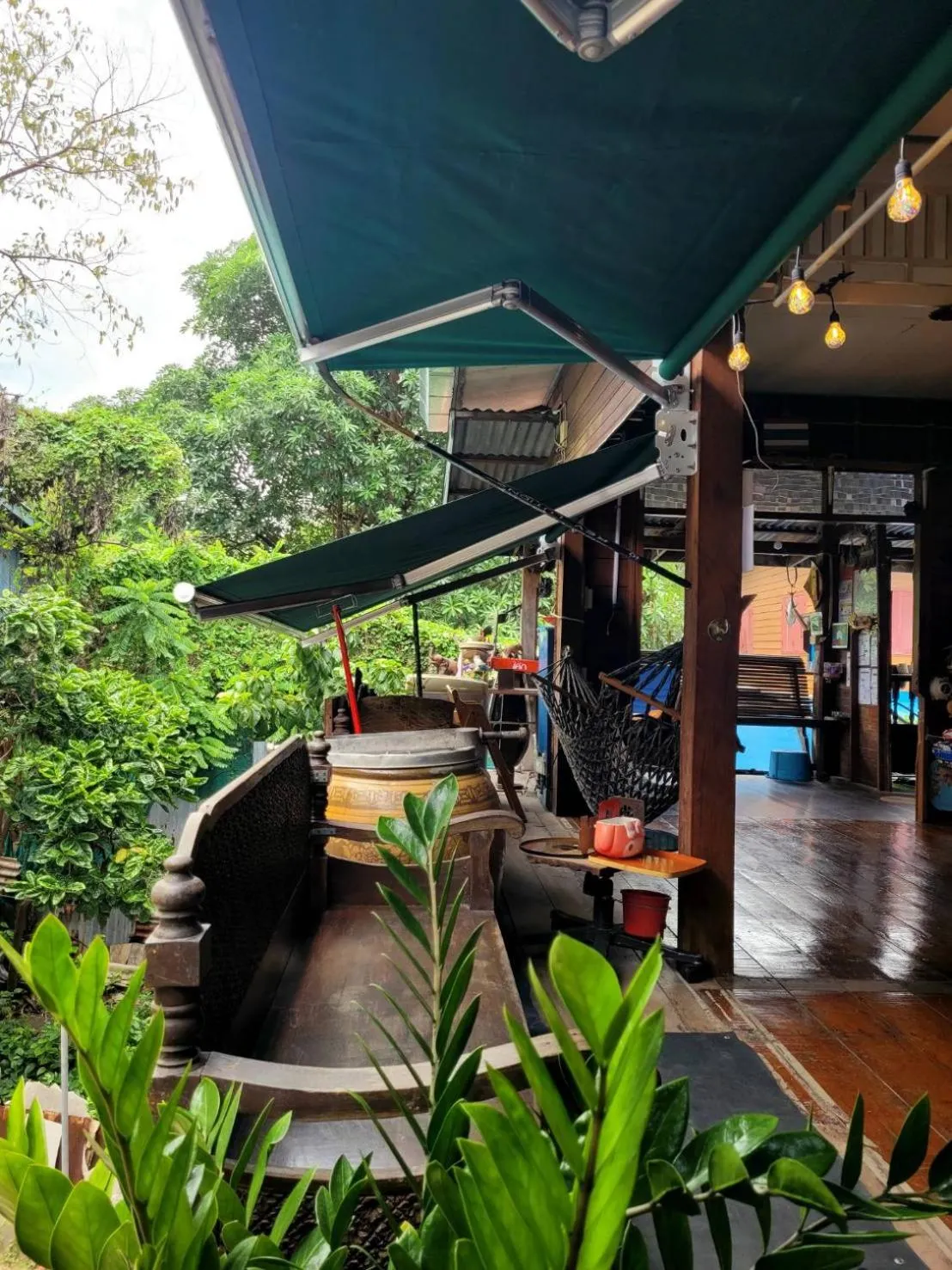 Ray Nu Guest House