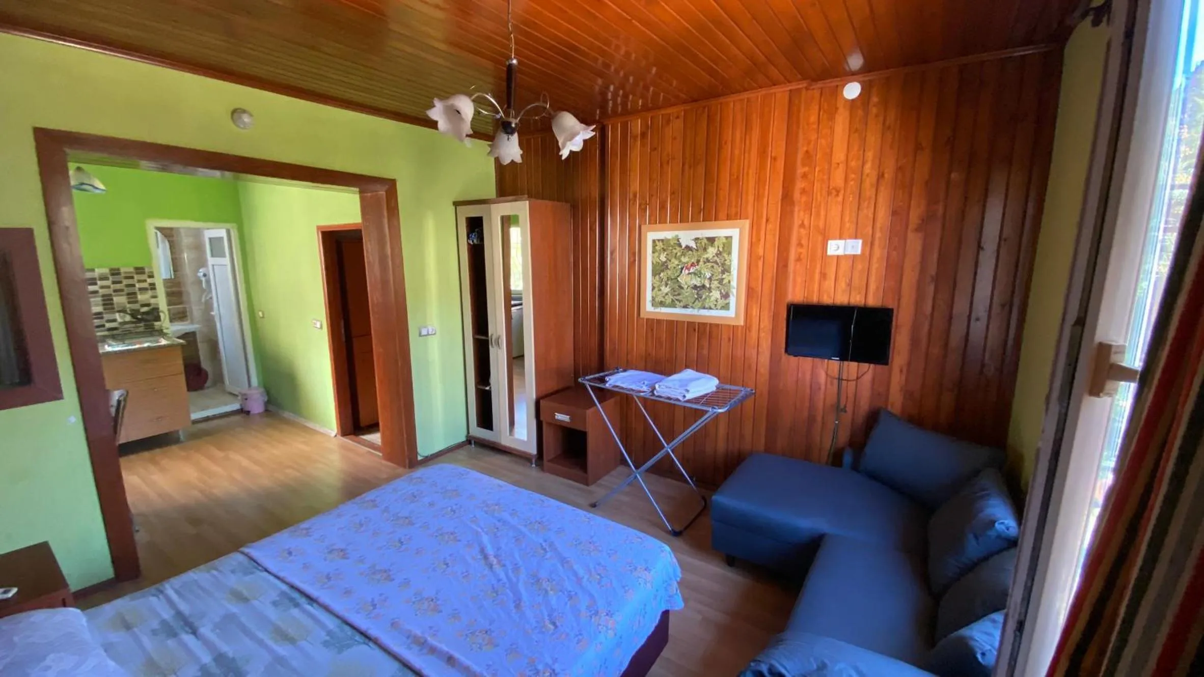 Bed in Camel Apartment