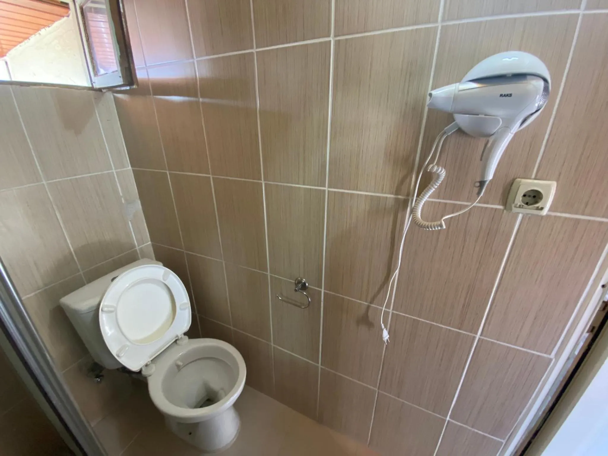 Toilet in Camel Apartment