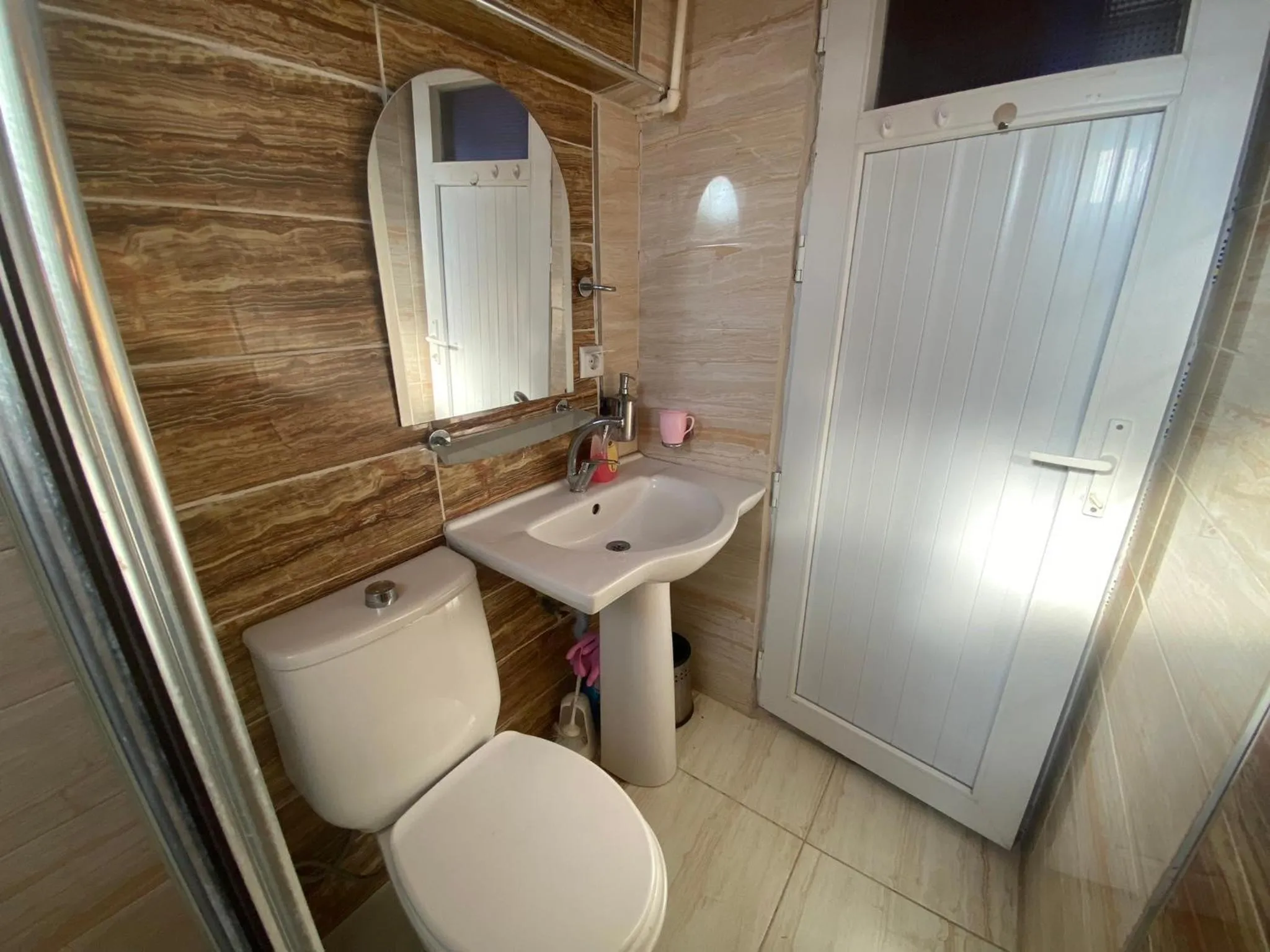 Toilet in Camel Apartment