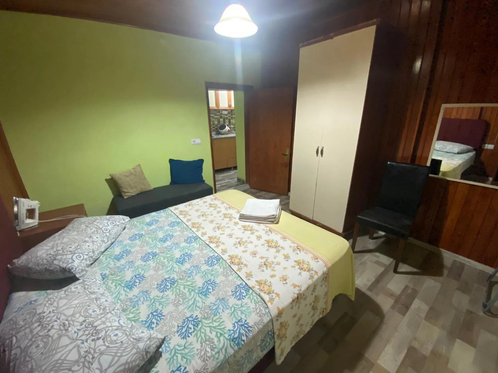 Bed in Camel Apartment