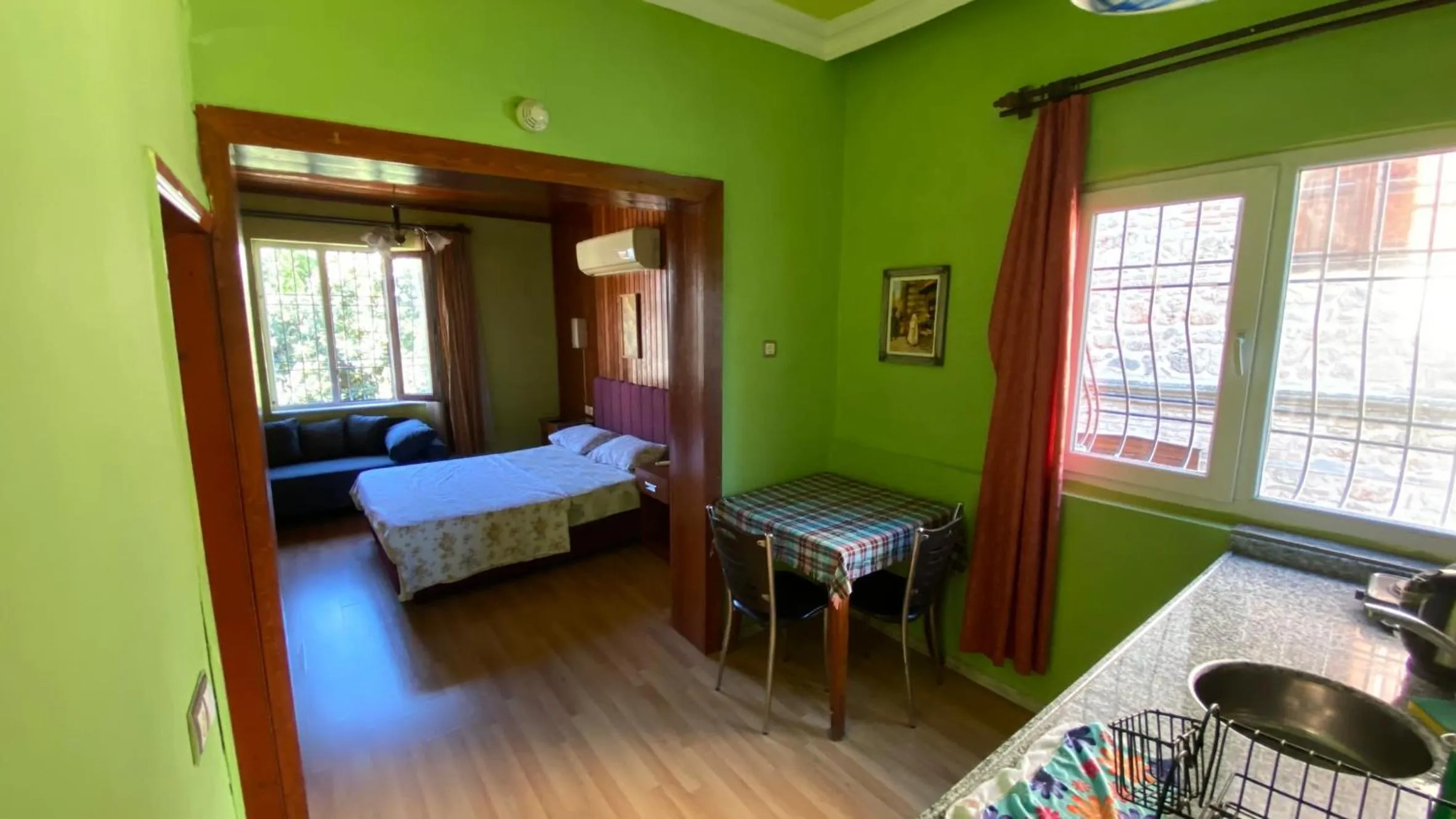 Bed in Camel Apartment