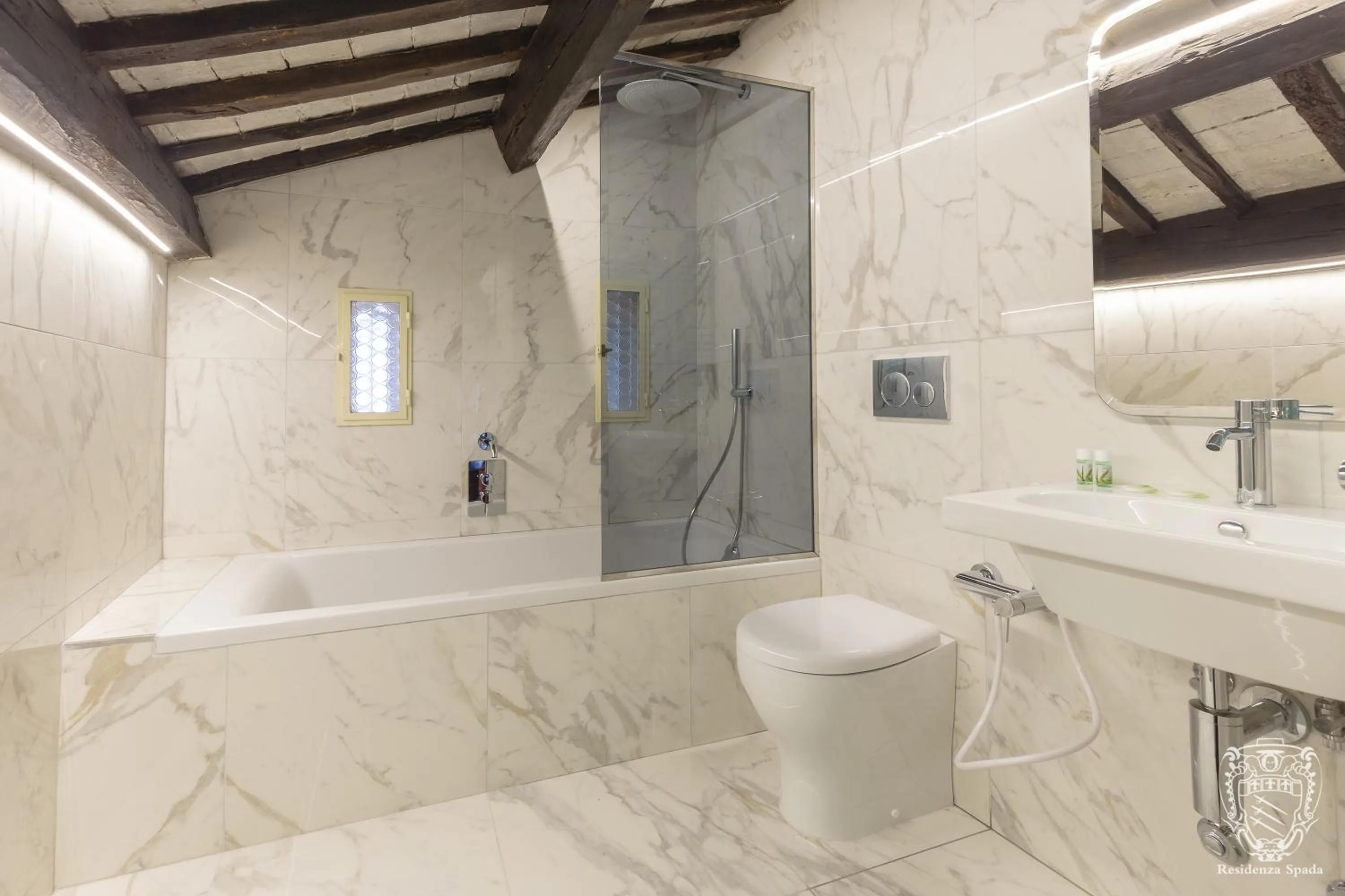 Shower in Residenza Spada