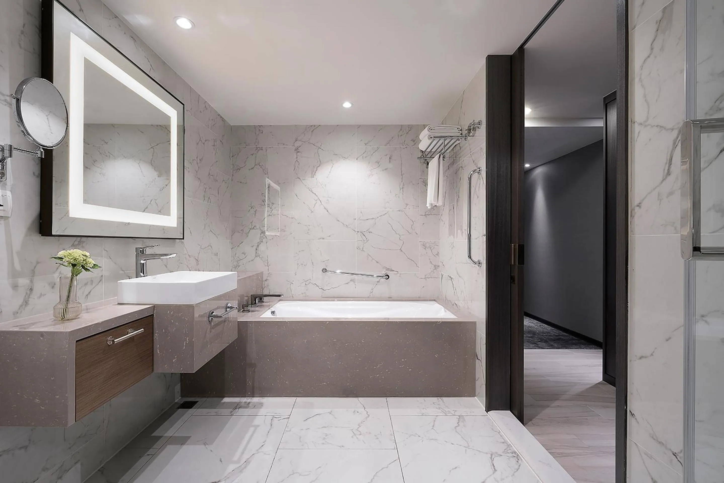 Shower in ILLUME Taipei