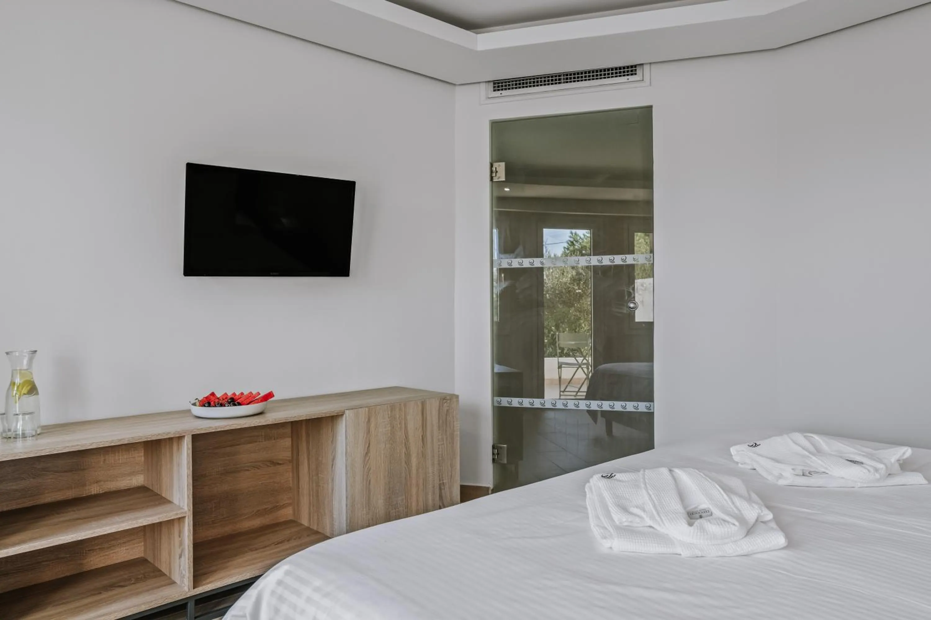 TV and multimedia, Bed in Almyra Resort