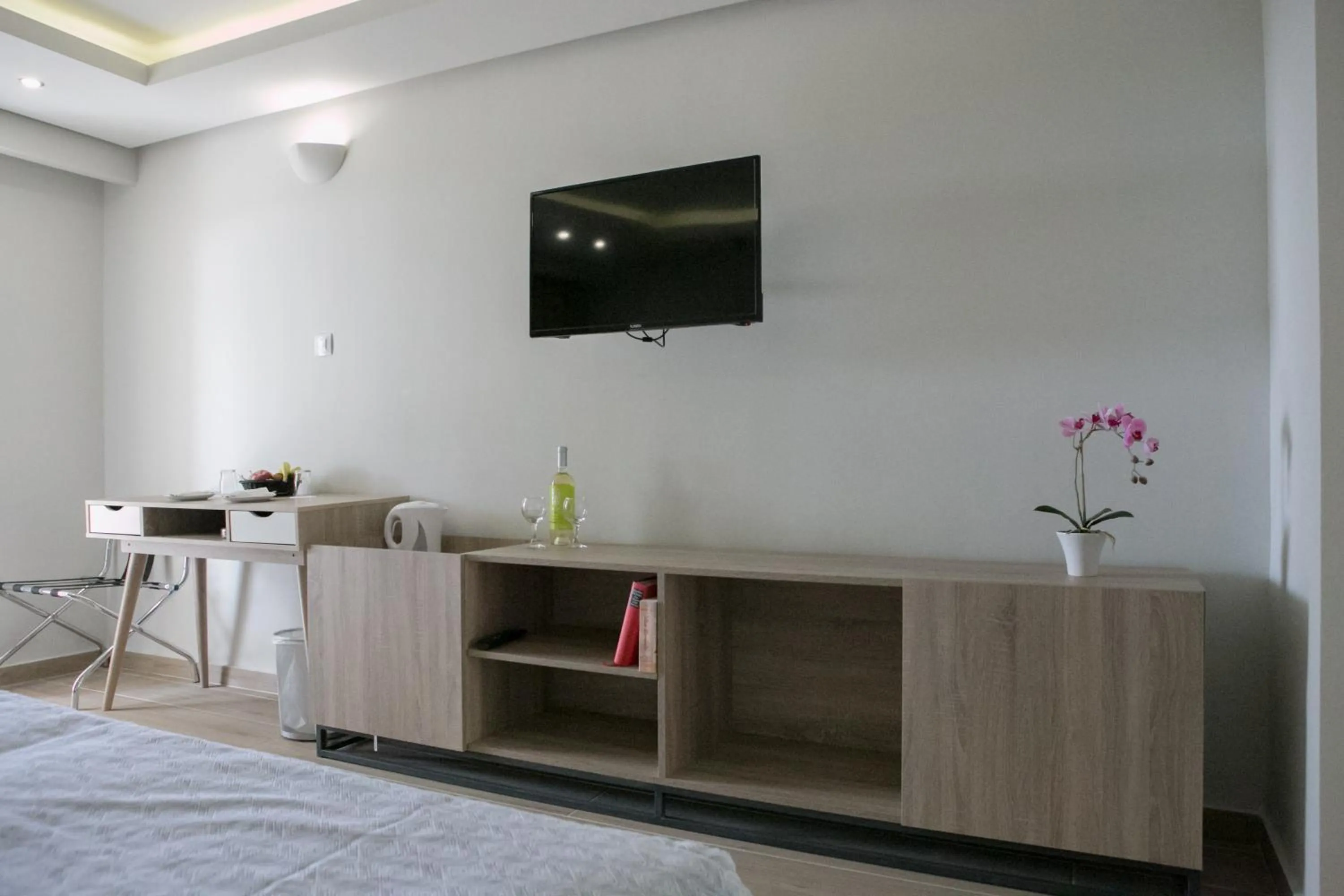 TV and multimedia, Bed in Almyra Resort