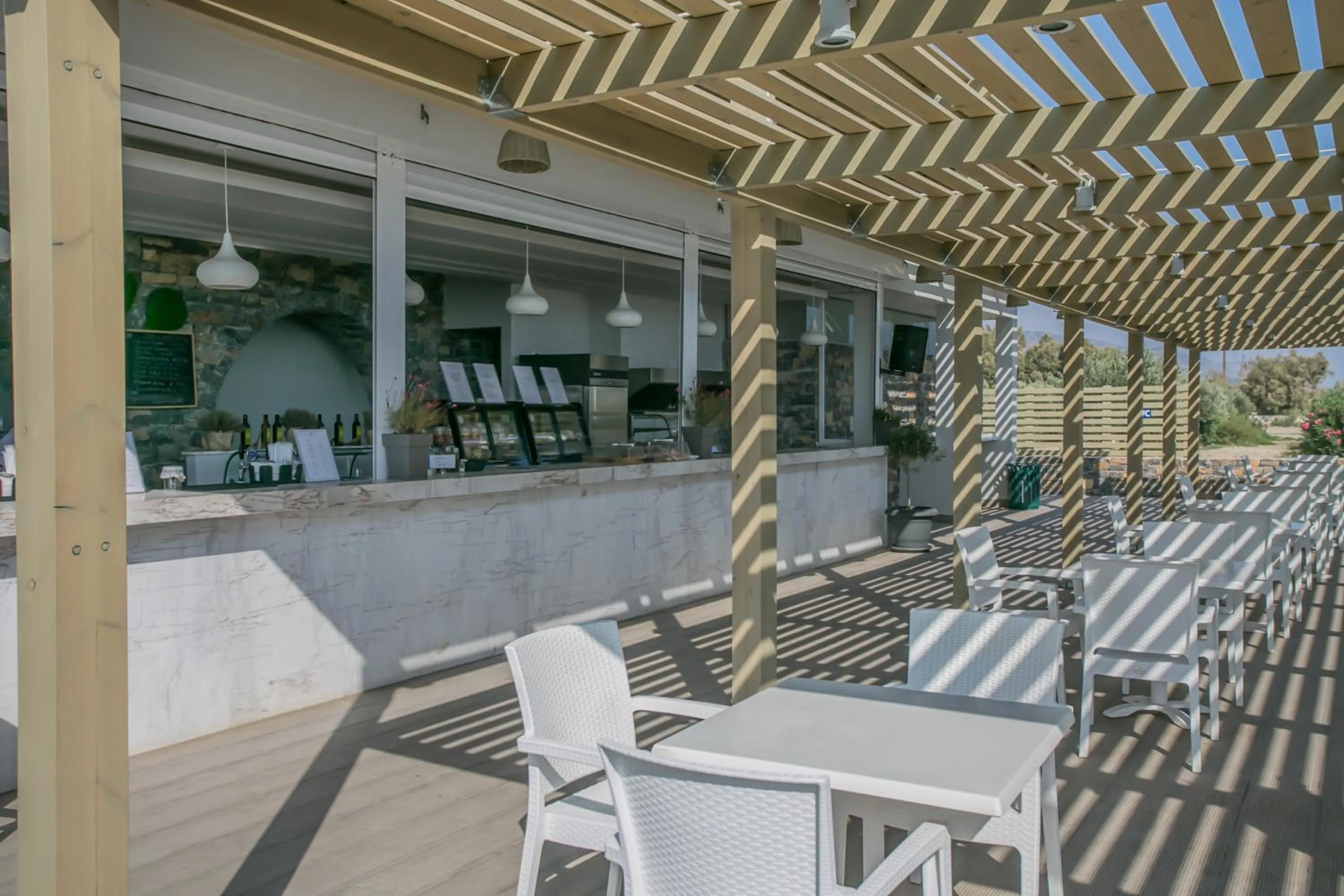 Restaurant/places to eat in Almyra Resort