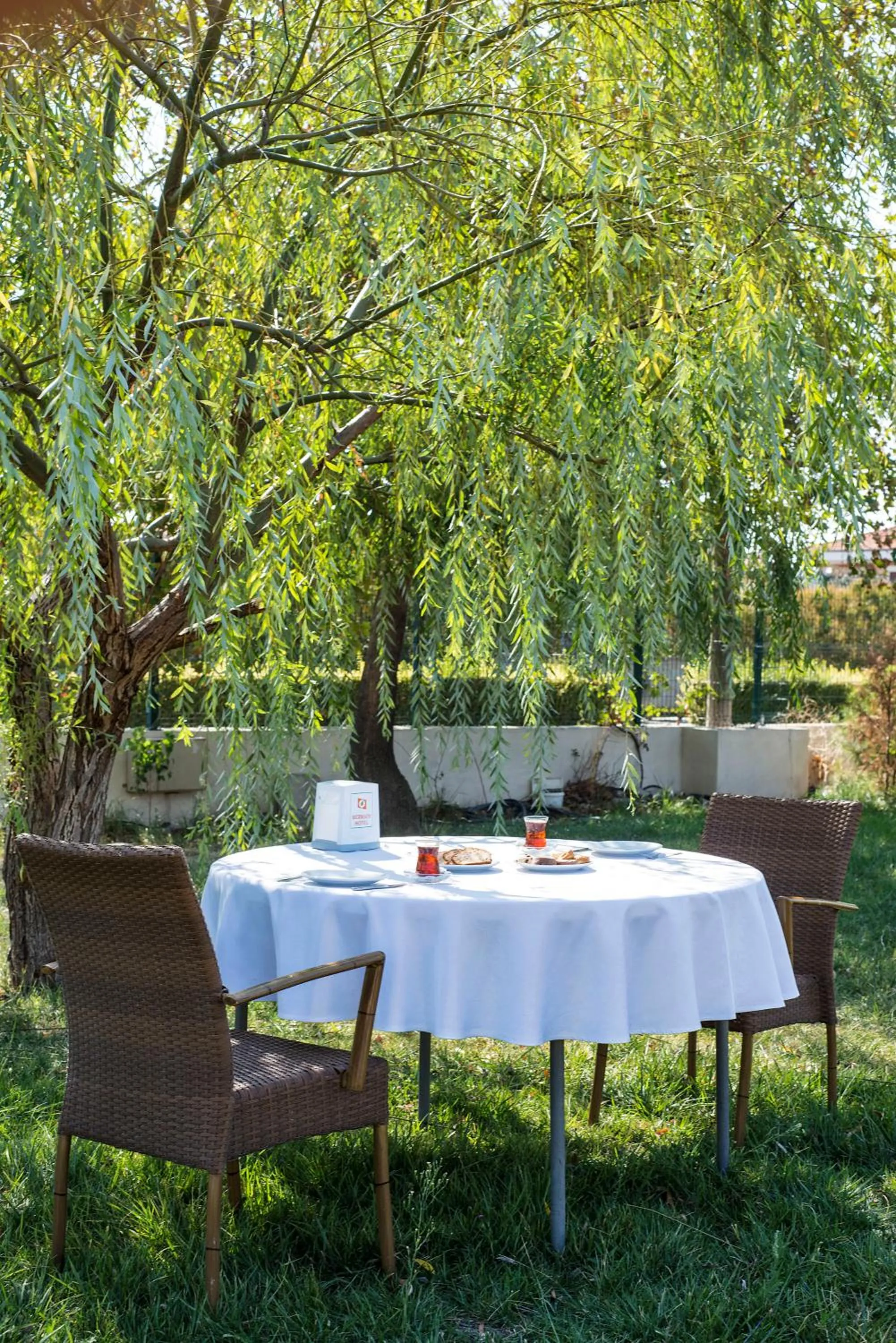 Restaurant/places to eat in Berksoy Hotel