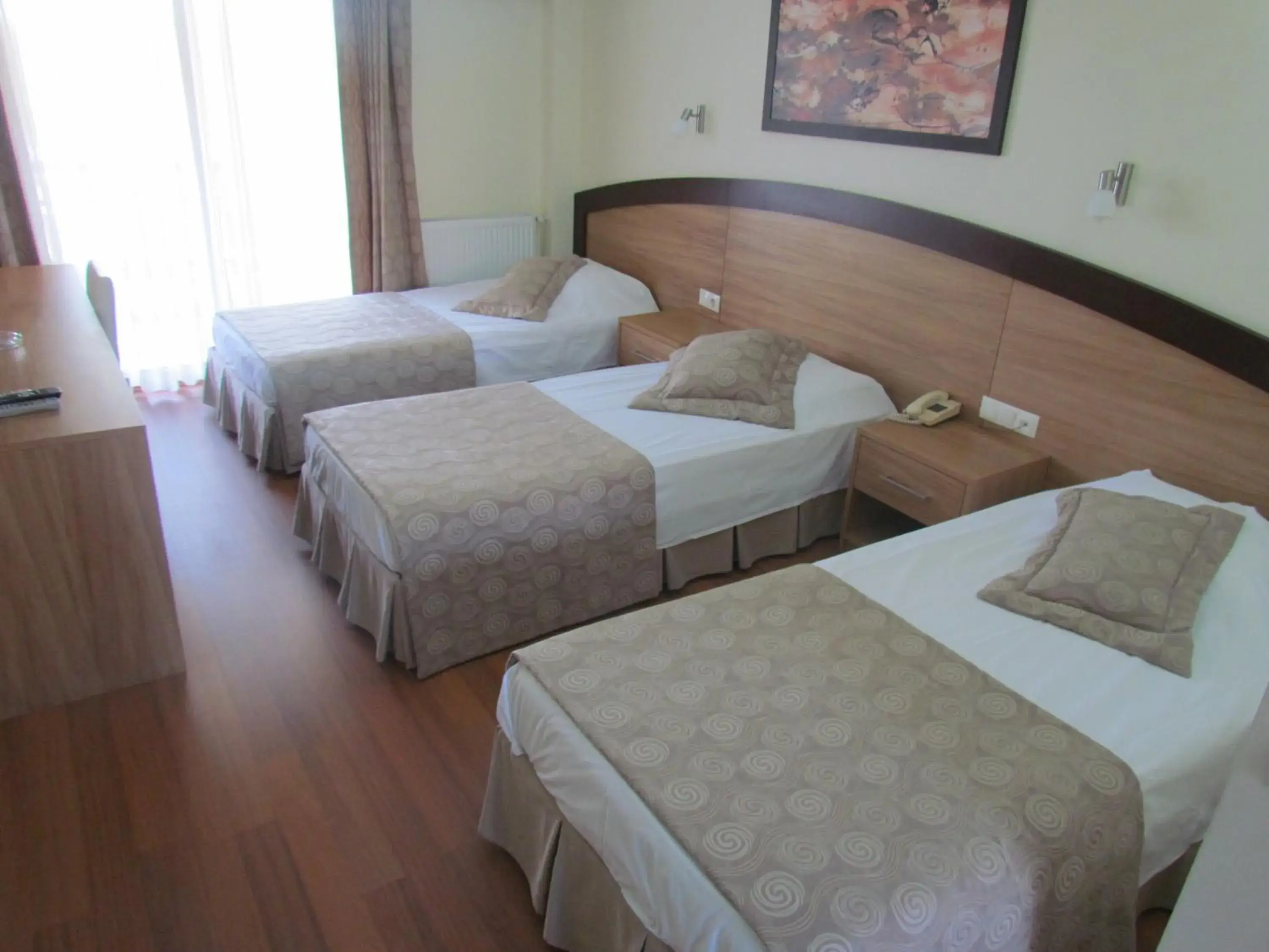 Triple Room in Berksoy Hotel Triple Room in Berksoy Hotel
