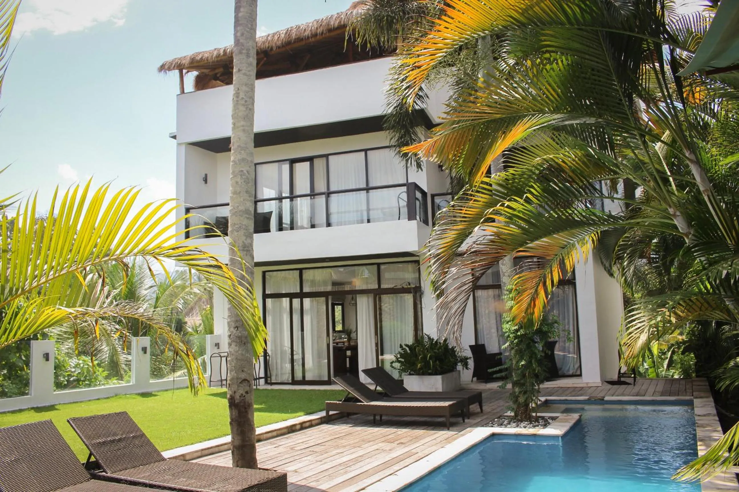 Balian Surf Villas