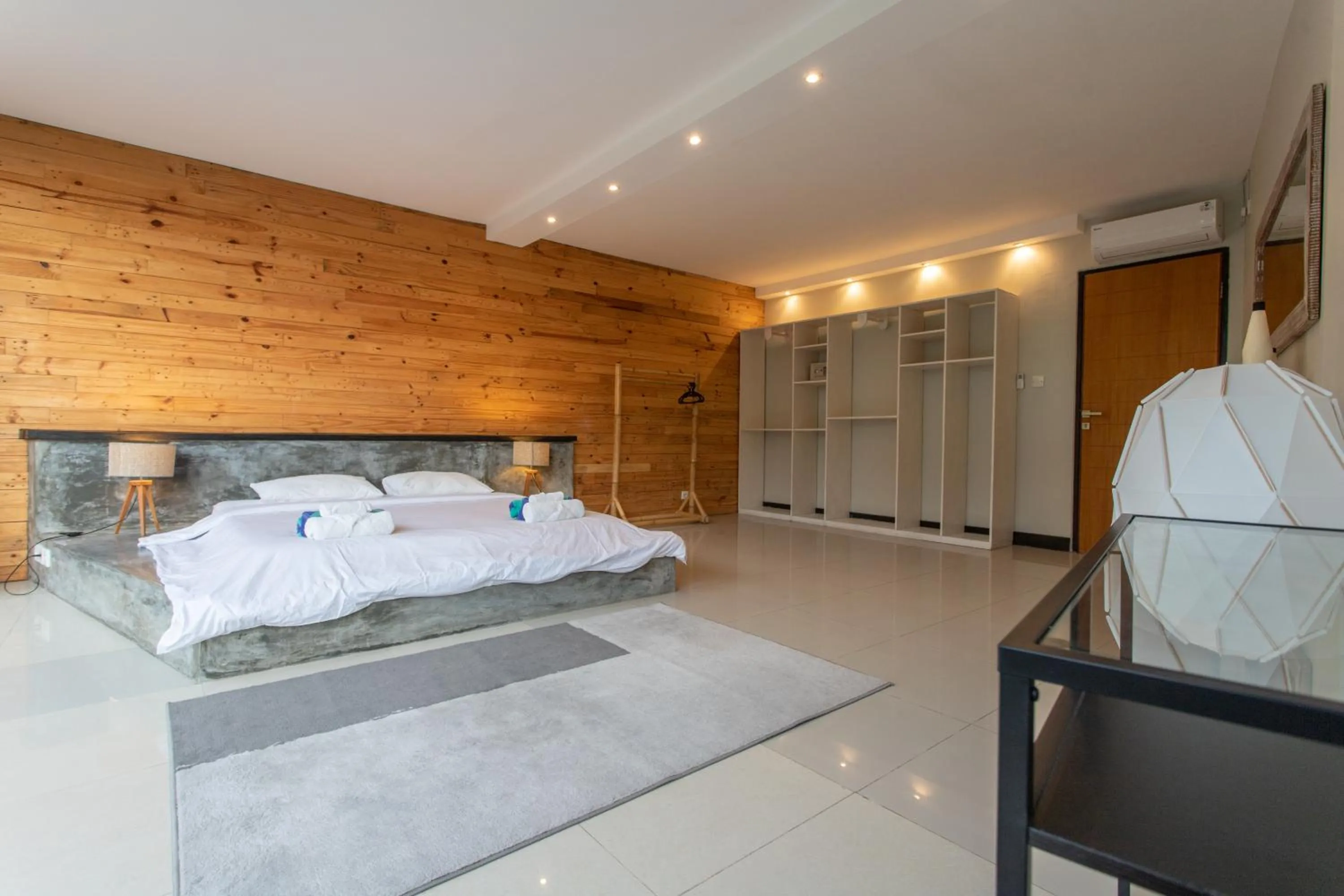 Bed in Balian Surf Villas