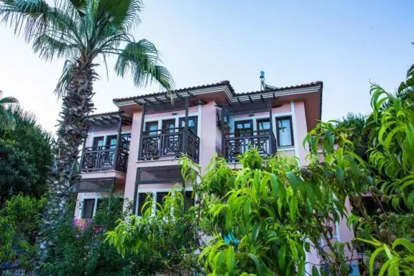 Property building in Club Pink Palace Hotel Property building in Club Pink Palace Hotel