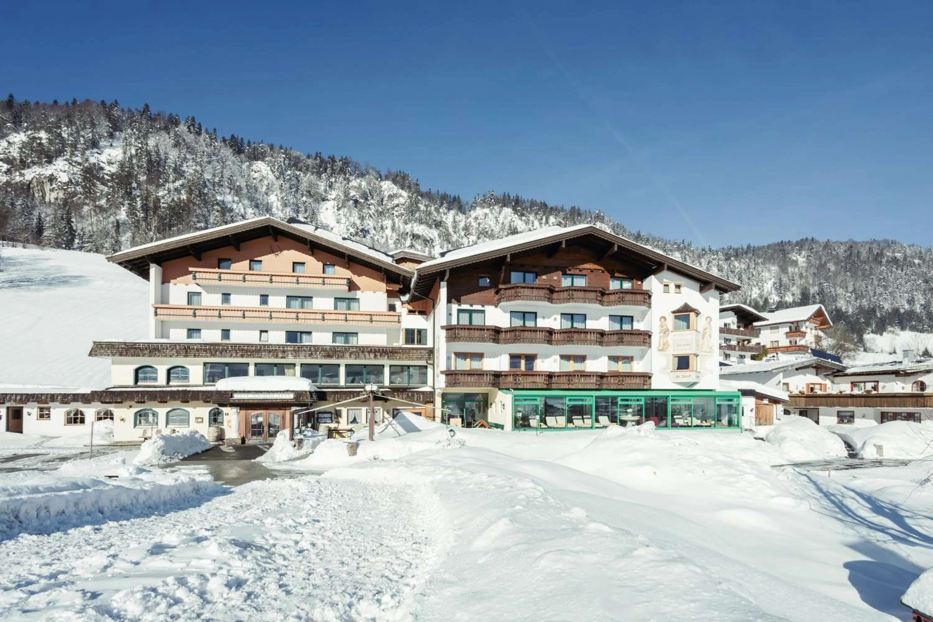 Property building in Hotel Wildauerhof