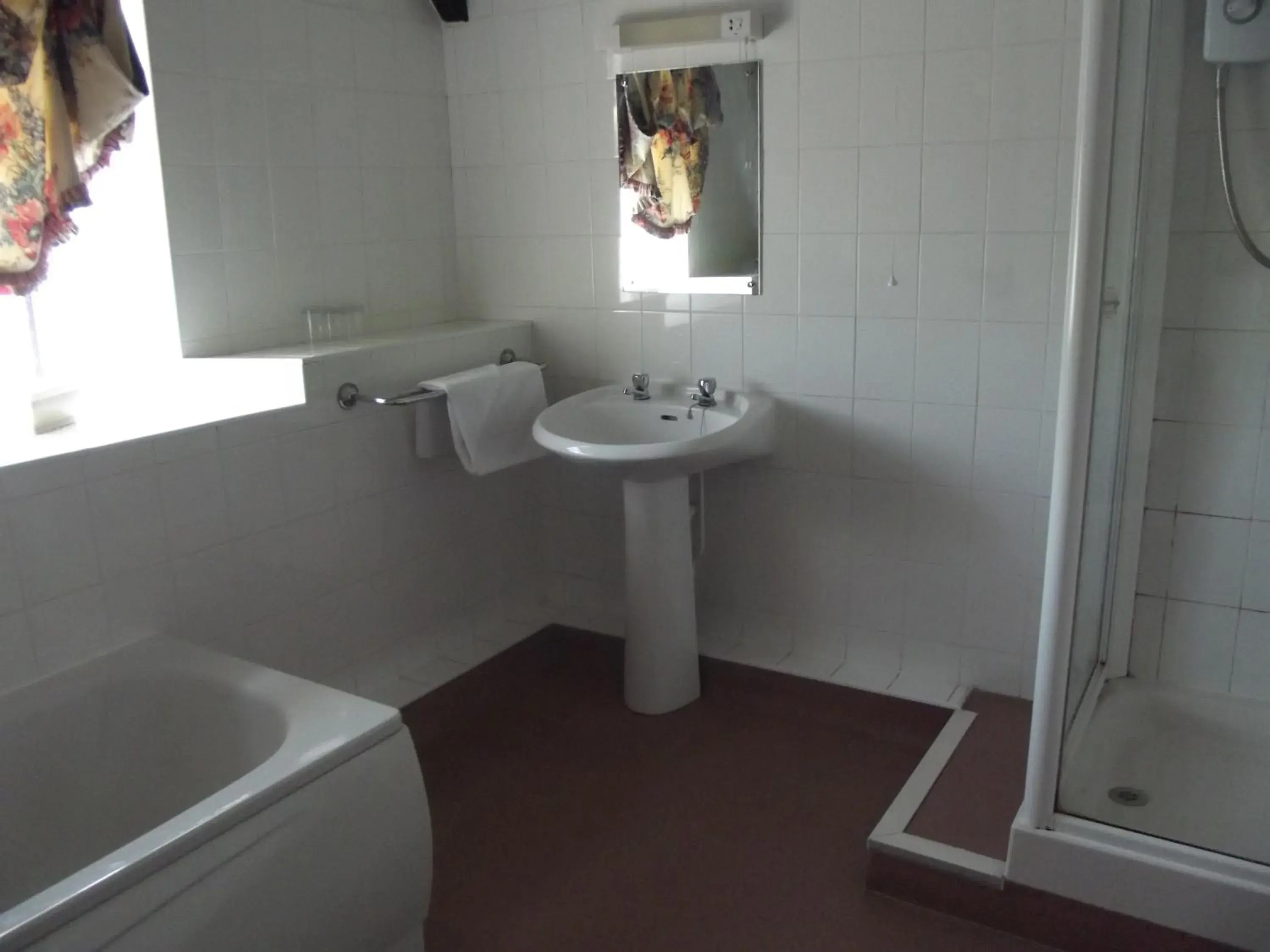 Twin Room in Plas Coch Hotel Ltd Twin Room in Plas Coch Hotel Ltd