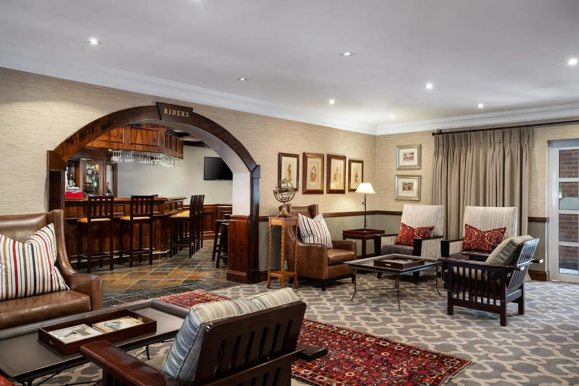Living room in Premier Hotel Quatermain