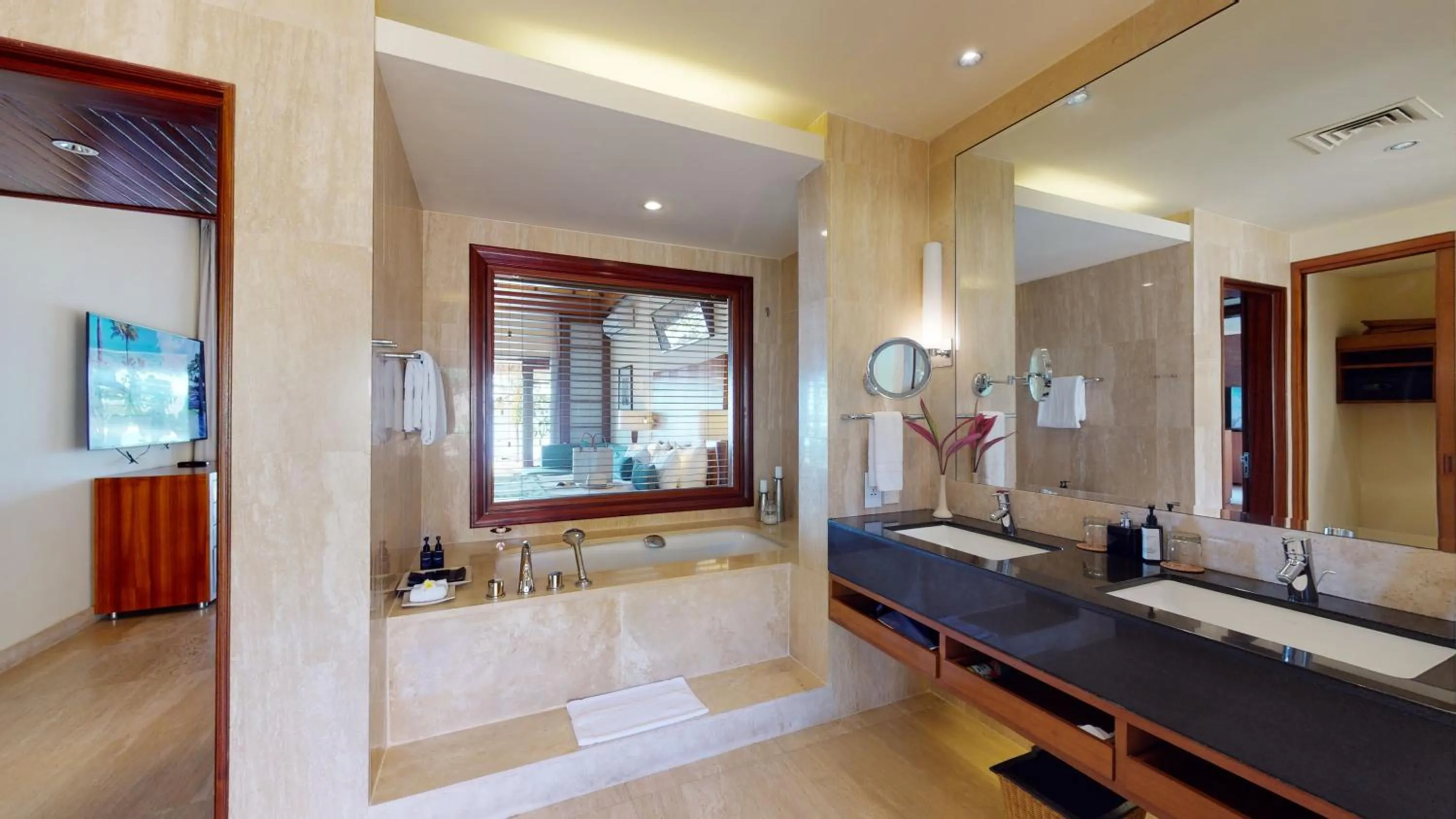 Bathroom, Bed in Shanti Maurice Resort & Spa