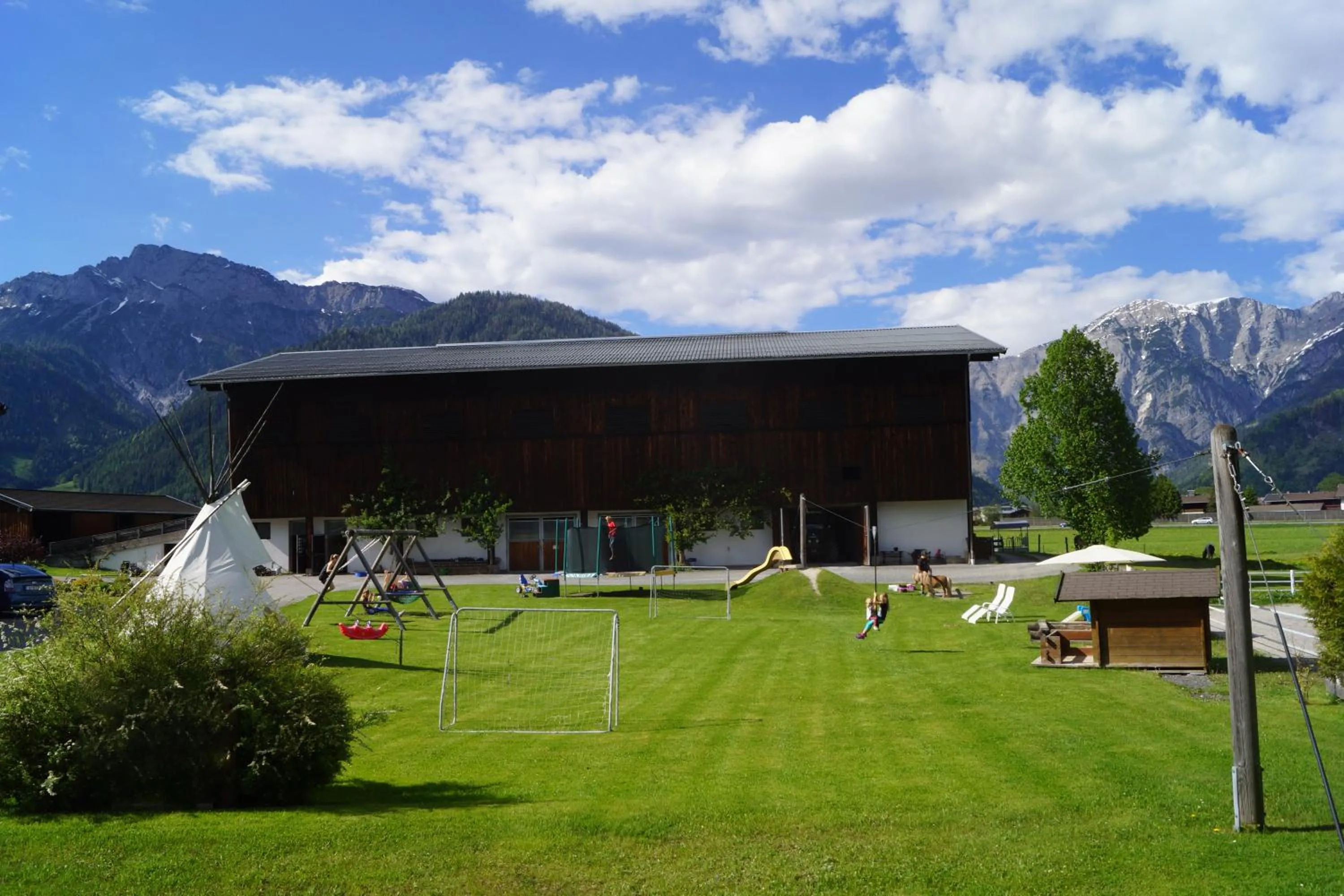 Children play ground in Thomanhof Chalet-Appartement