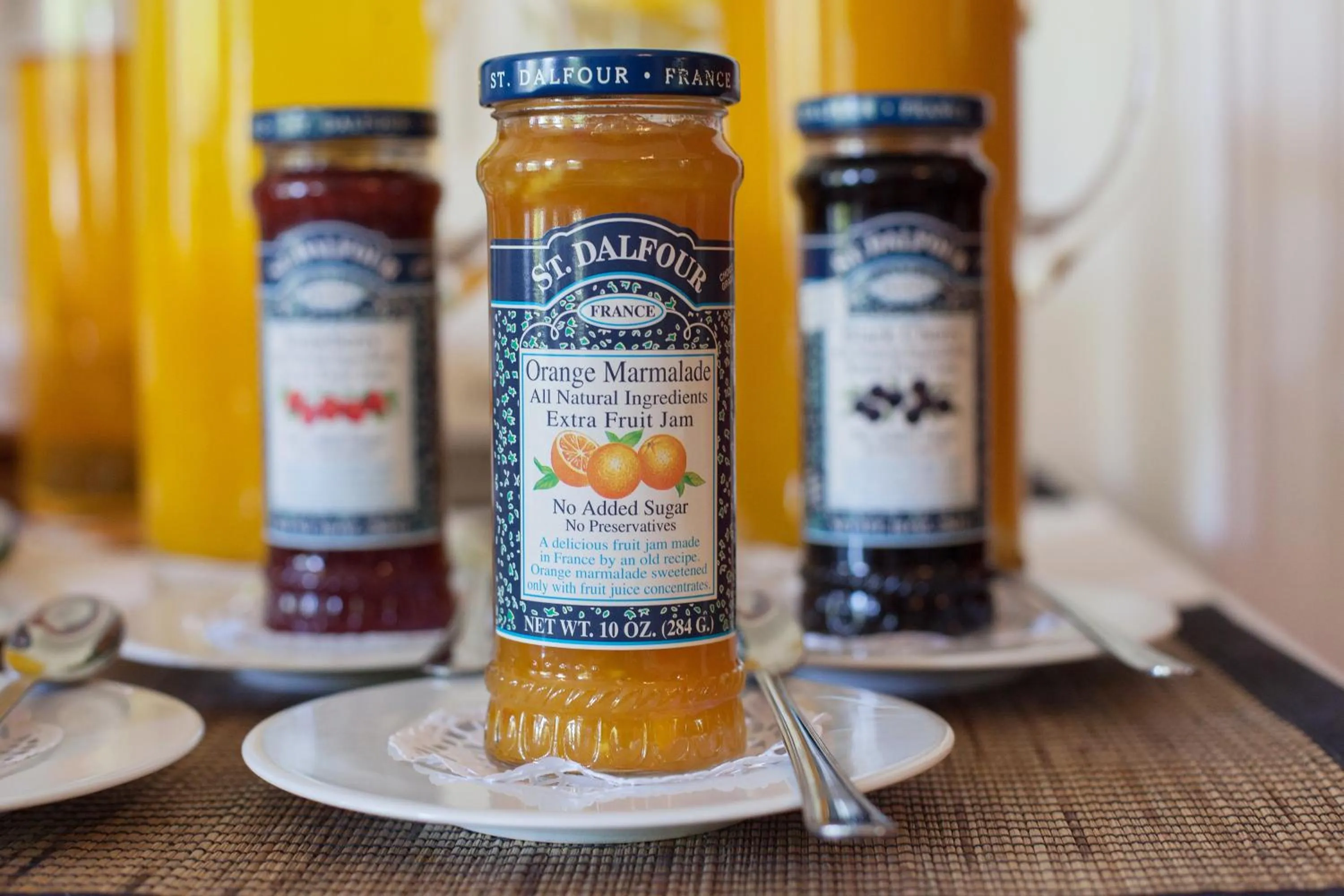 Dining area in Medindi Manor