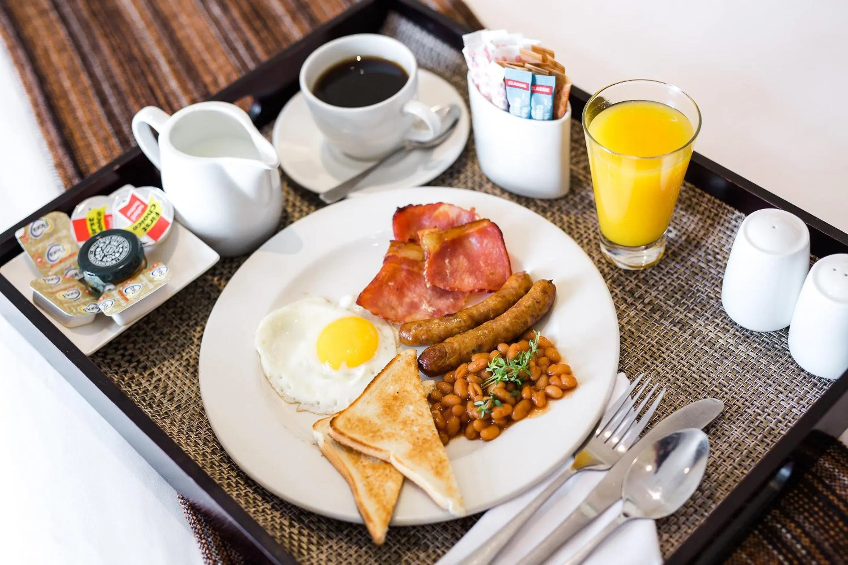 Food and drinks in Premier Hotel Falstaff