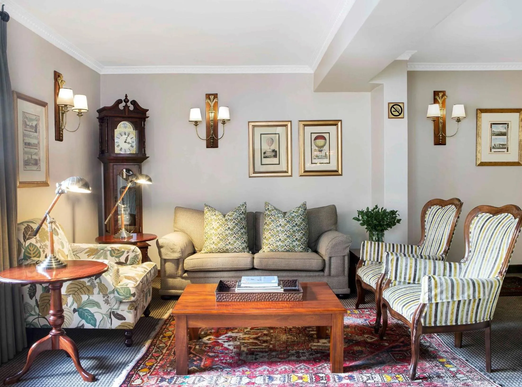 Communal lounge/ TV room in Premier Hotel Falstaff