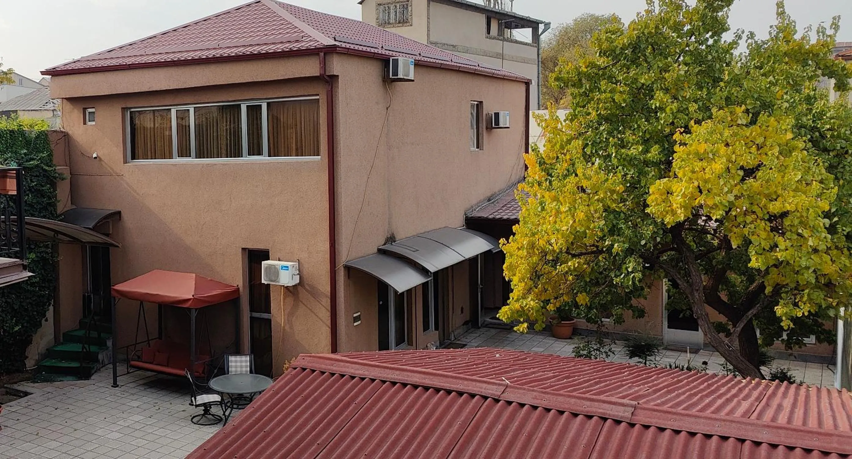 Inner courtyard view in Areg Hotel