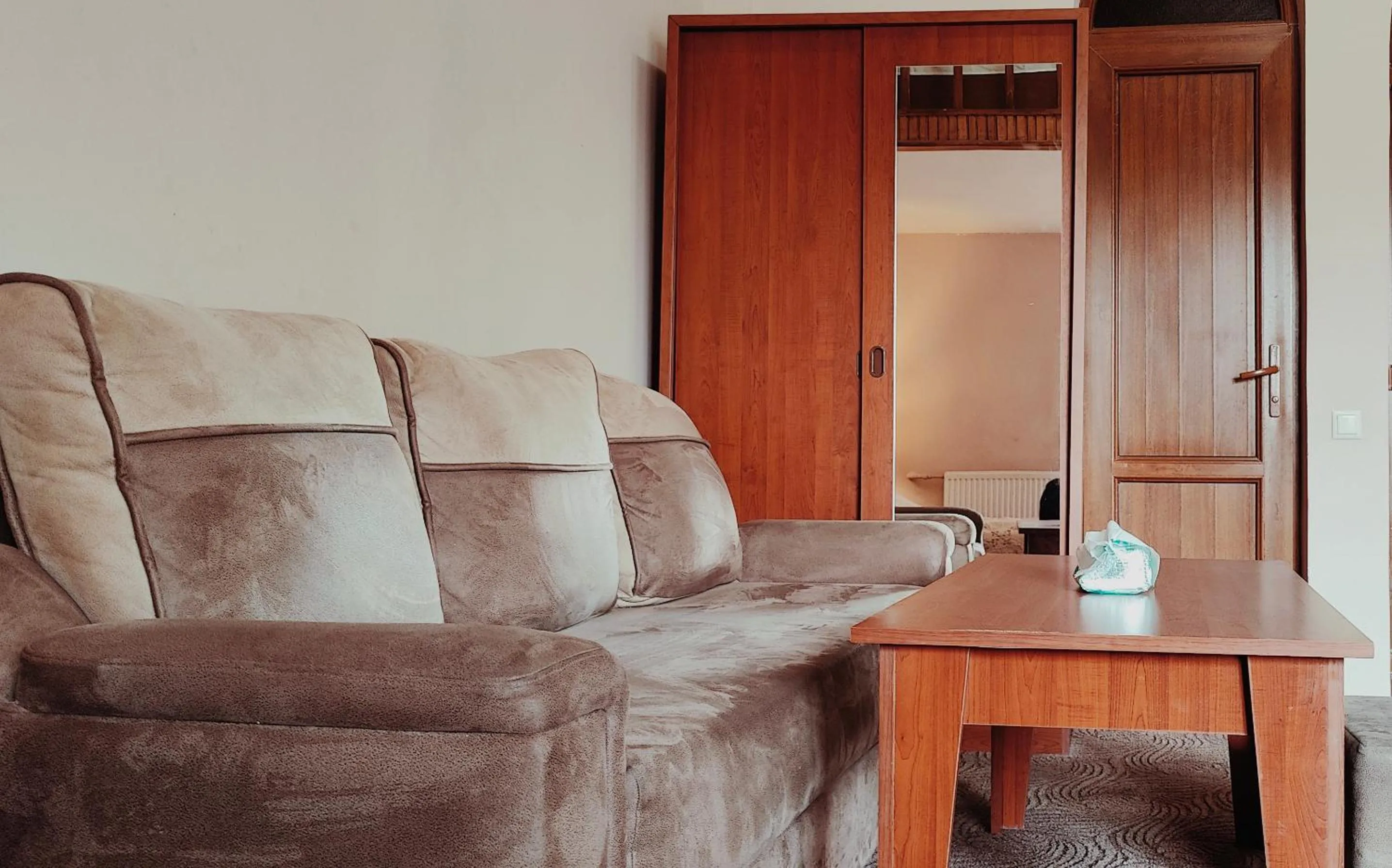 wardrobe in Areg Hotel