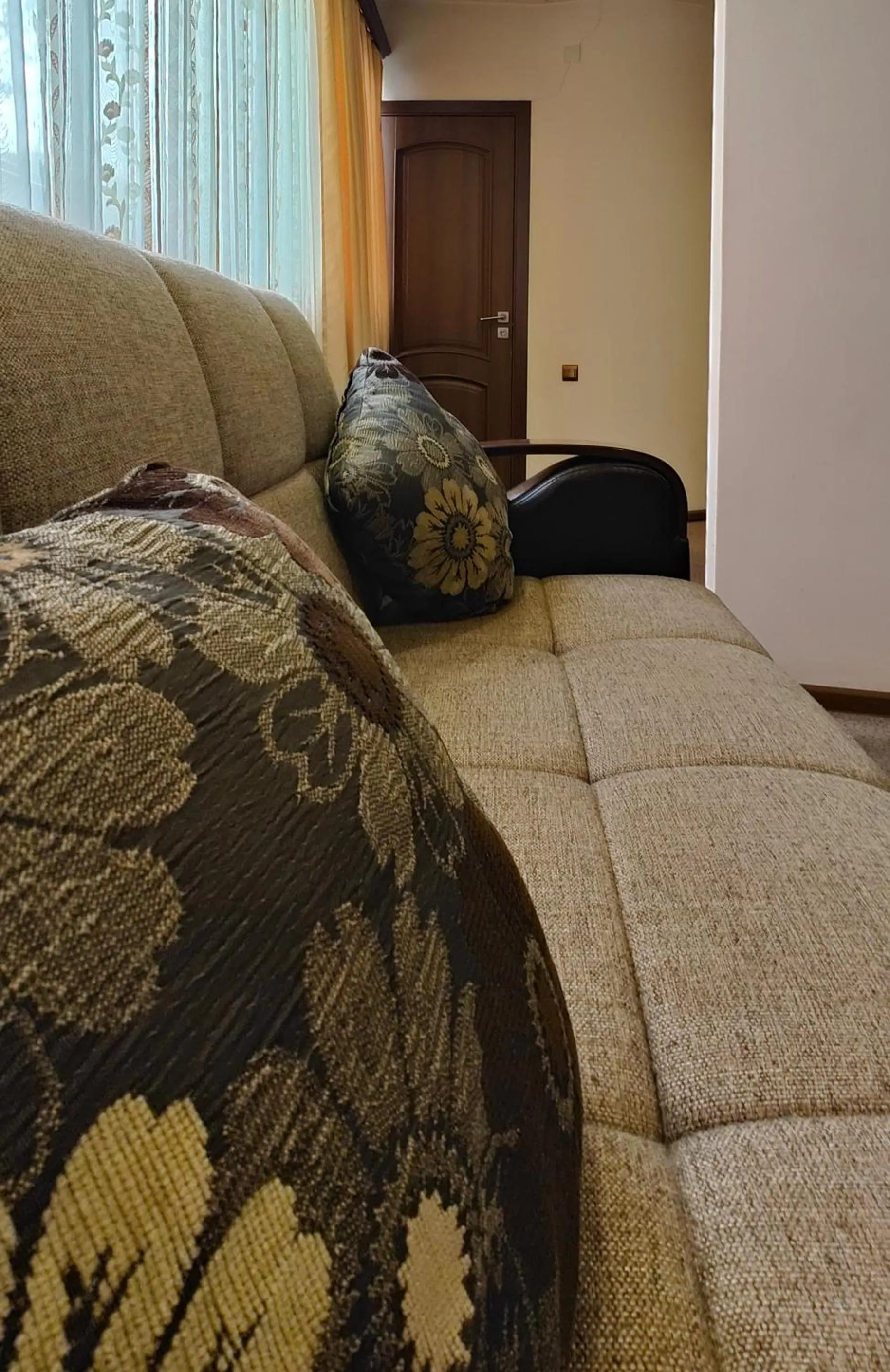 Living room in Areg Hotel