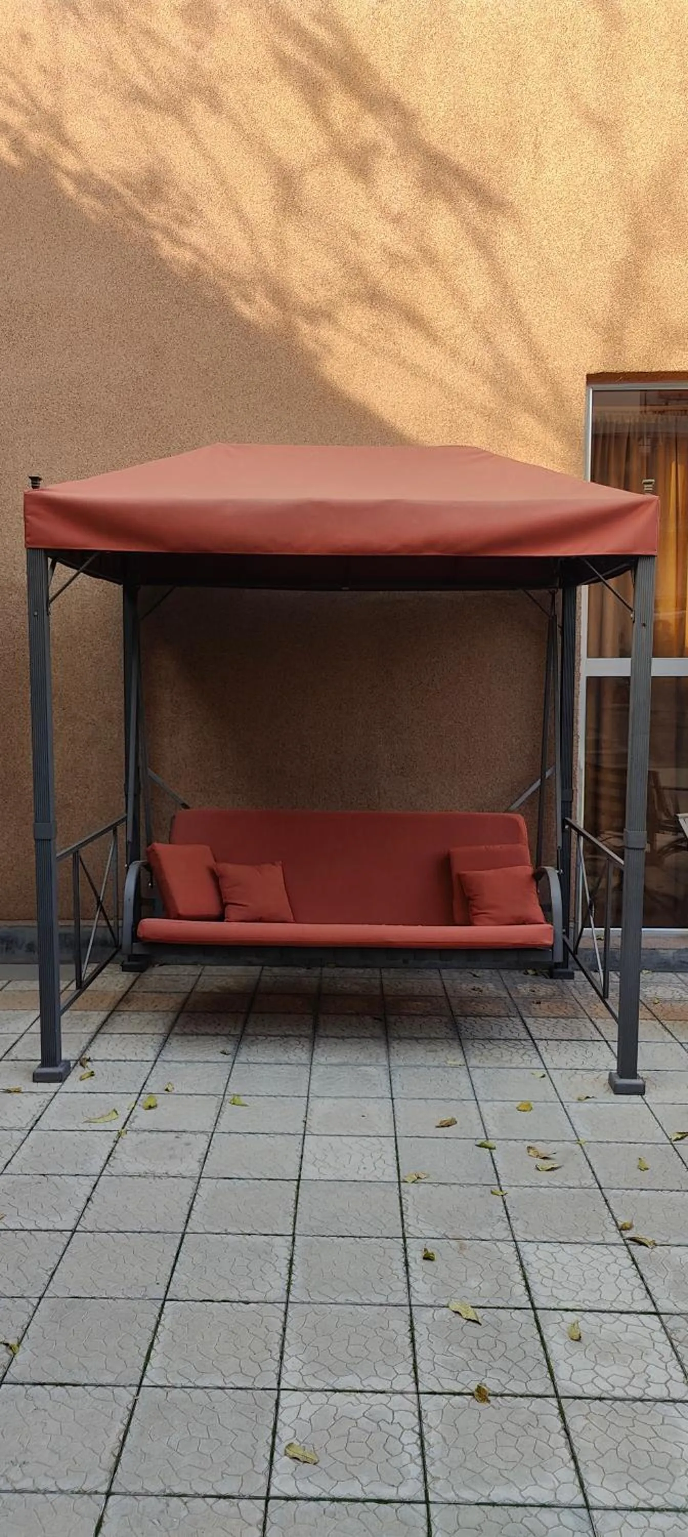 Area and facilities in Areg Hotel