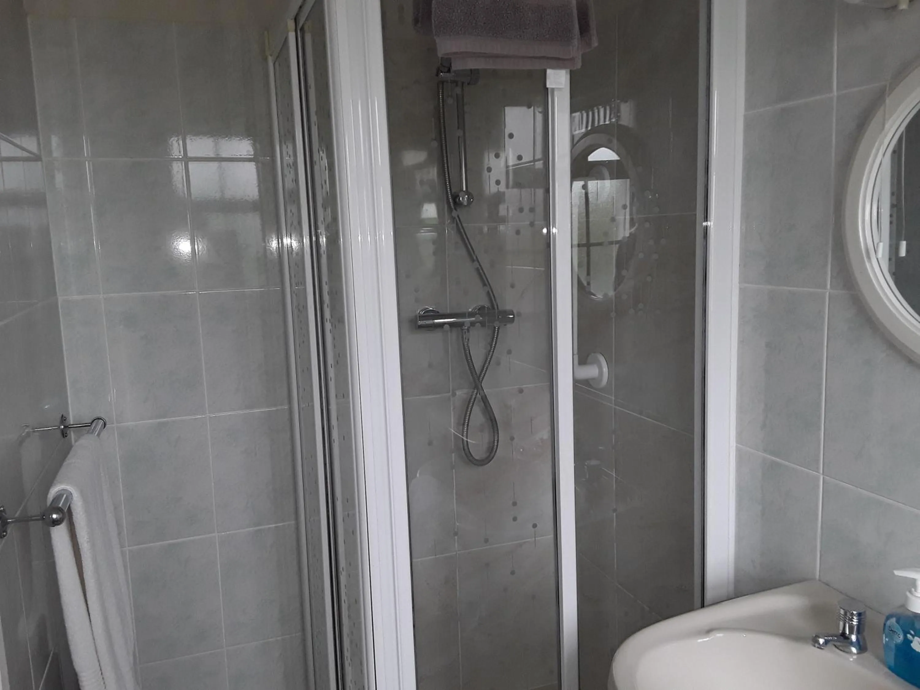 Shower in Riverview House