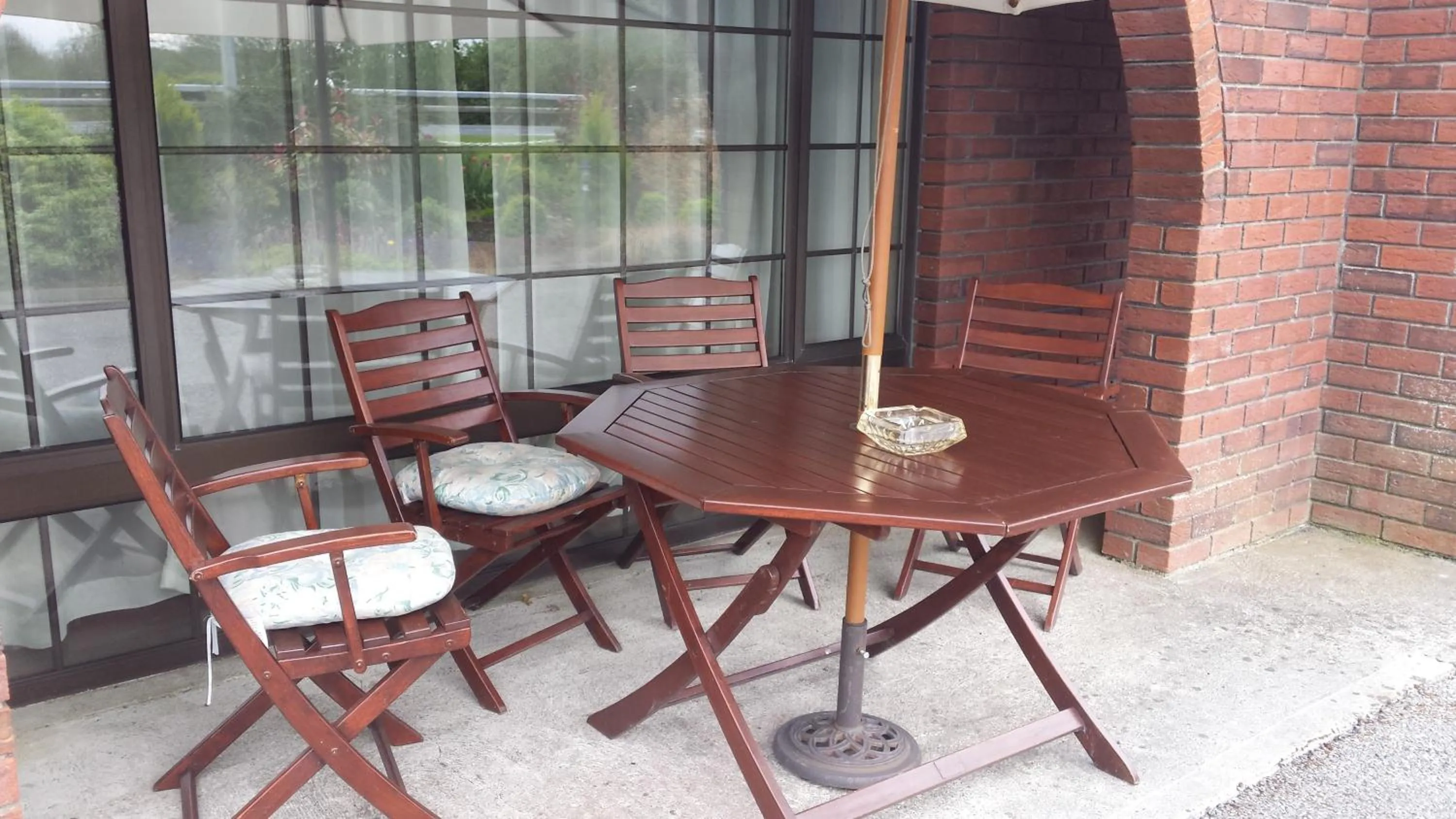 Garden in Riverview House