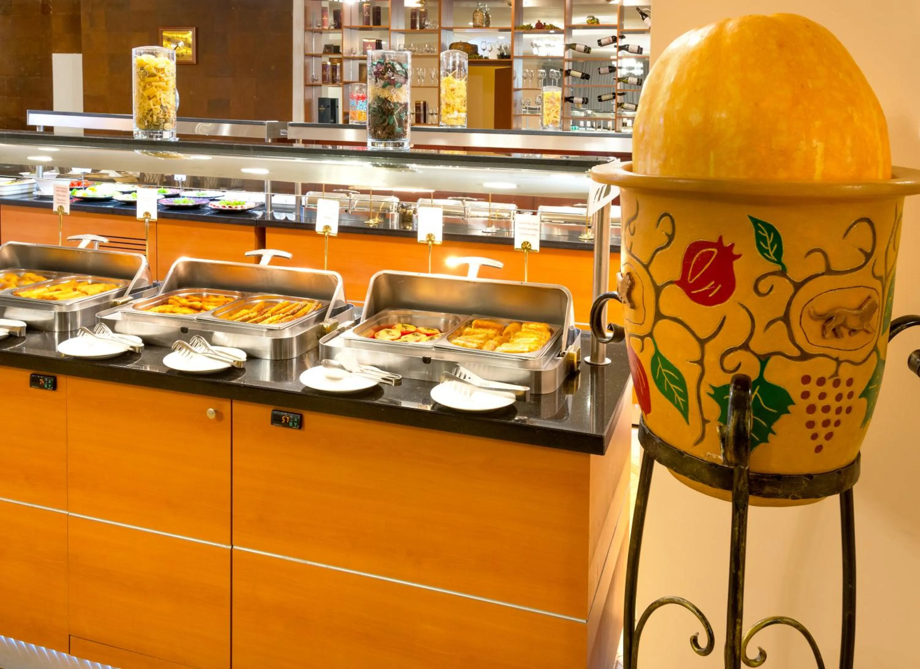Buffet breakfast in Ani Plaza Hotel