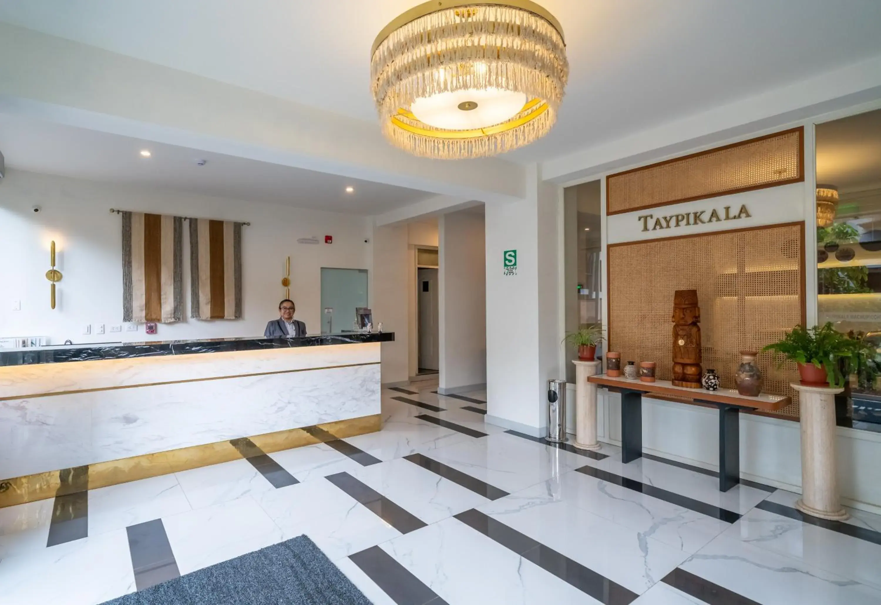 Lobby or reception in Hotel Taypikala Machupicchu Lobby or reception in Hotel Taypikala Machupicchu