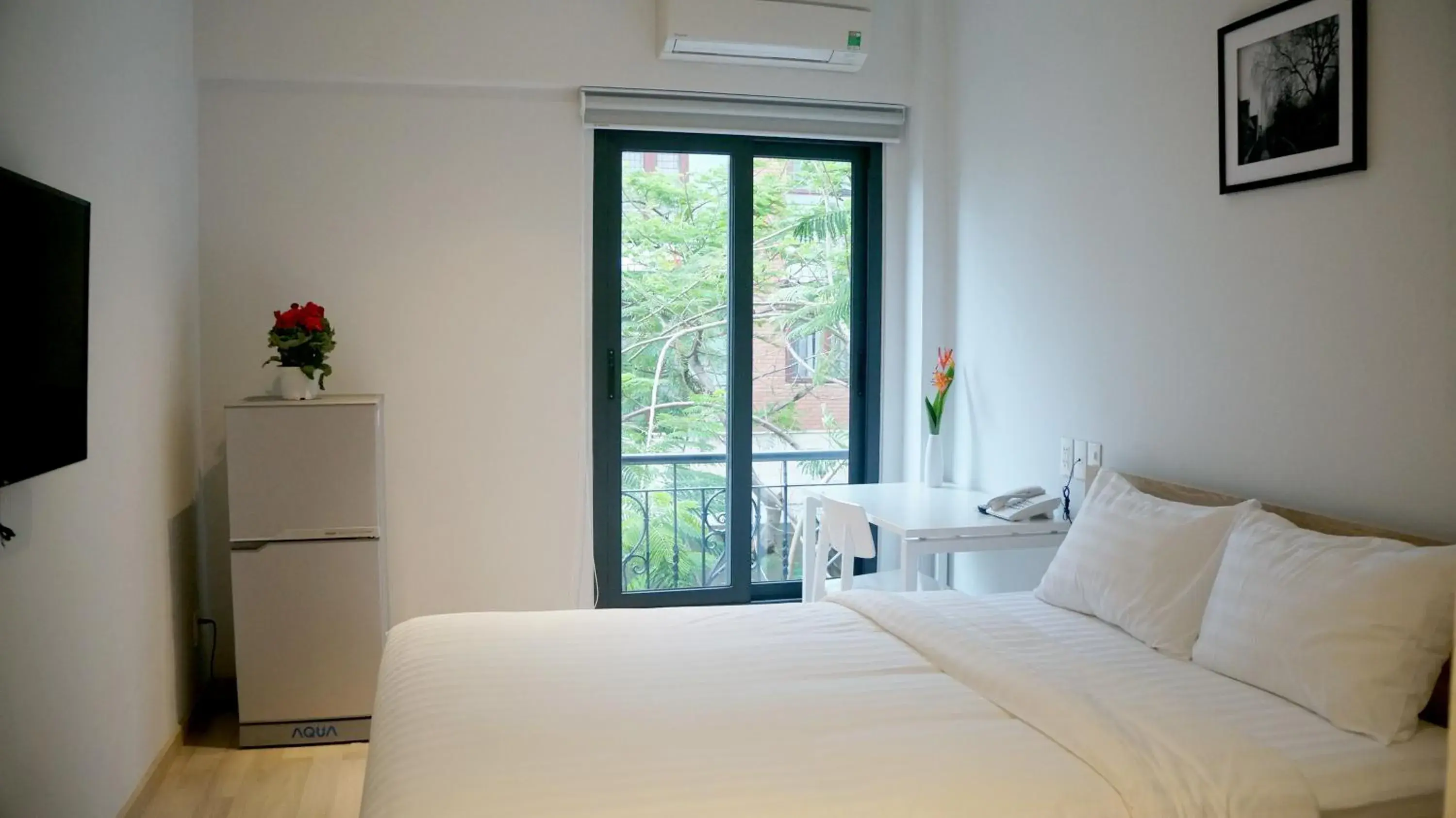 Bed in La Cigale Residence Bed in La Cigale Residence