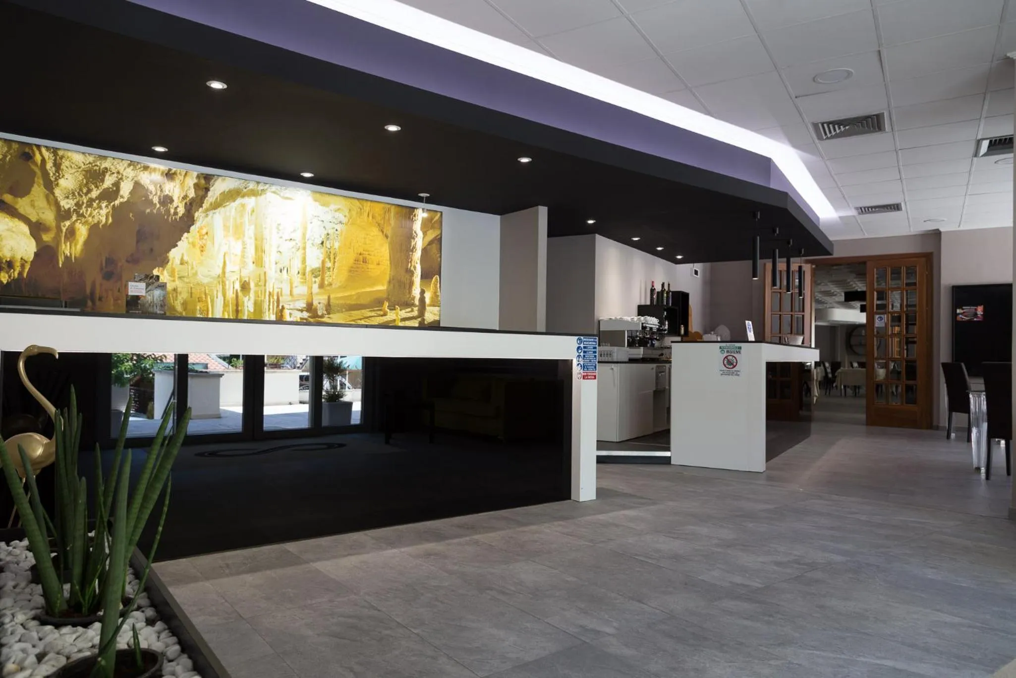 Lobby or reception in Hotel Terme di Frasassi